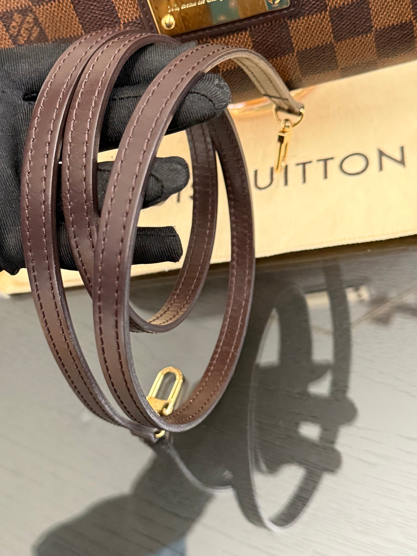 Eva Clutch in DE with Dustbag, Insert Organizer, Box and Paper bag🗓️ Year: 2010