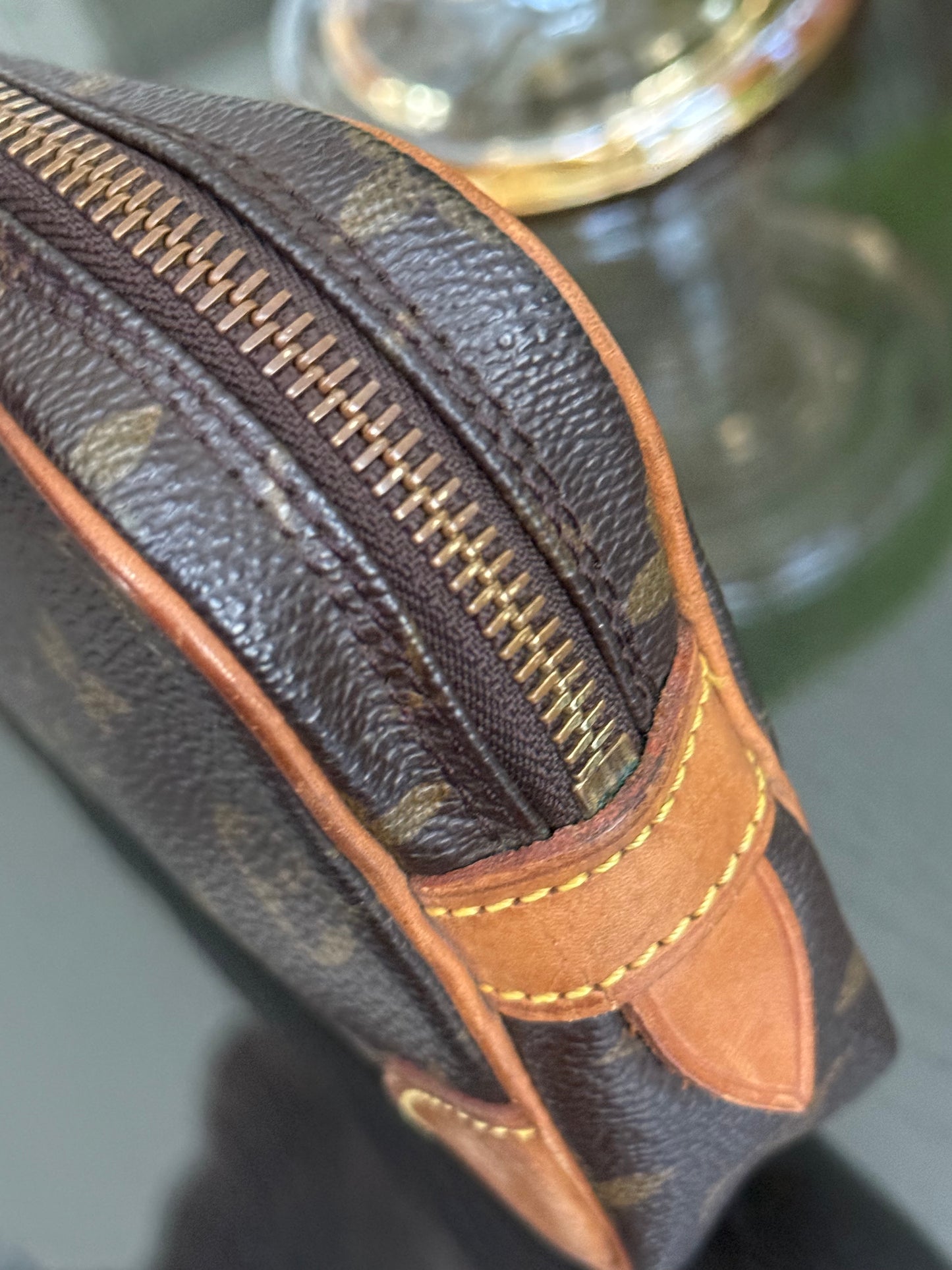 Marly Dragonne PM Clutch 
🗓️ Year: 1992