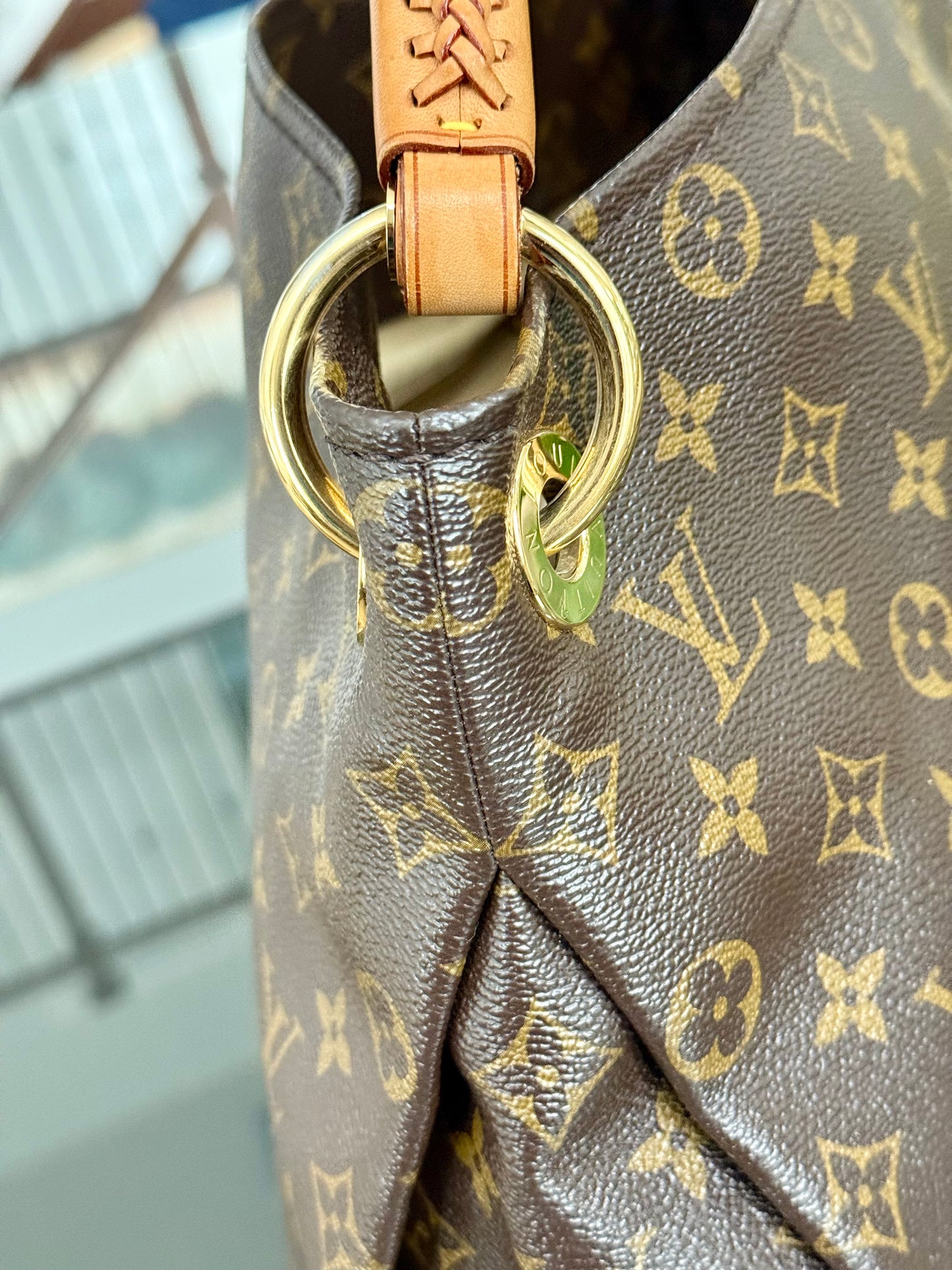 Artsy MM with Dustbag and Insert Organizer - 📅 Year: 2011