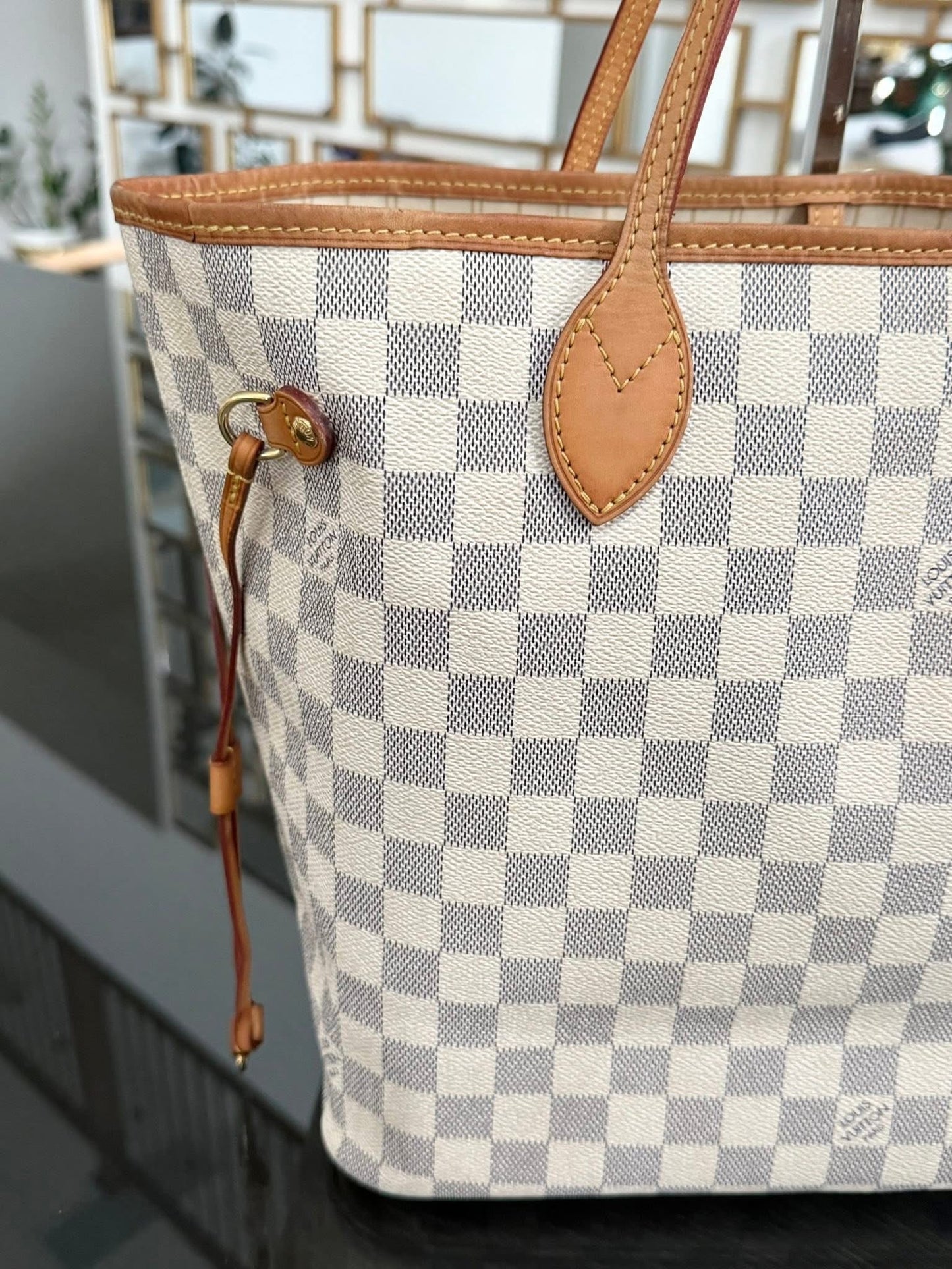 Neverfull MM Azur with Insert Organizer 📅 Year: 2011