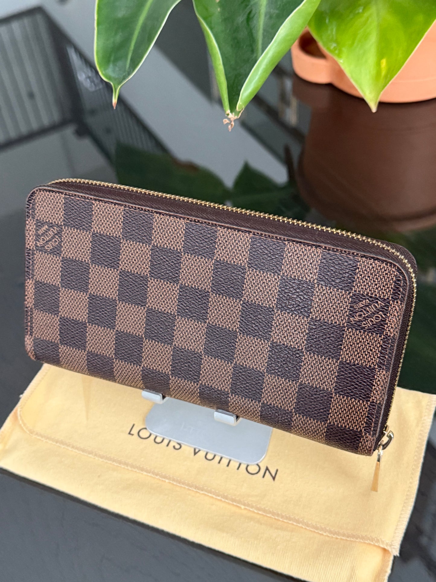 Zippy Long Wallet in DE with Dustbag and box 🗓️ Year: 2013