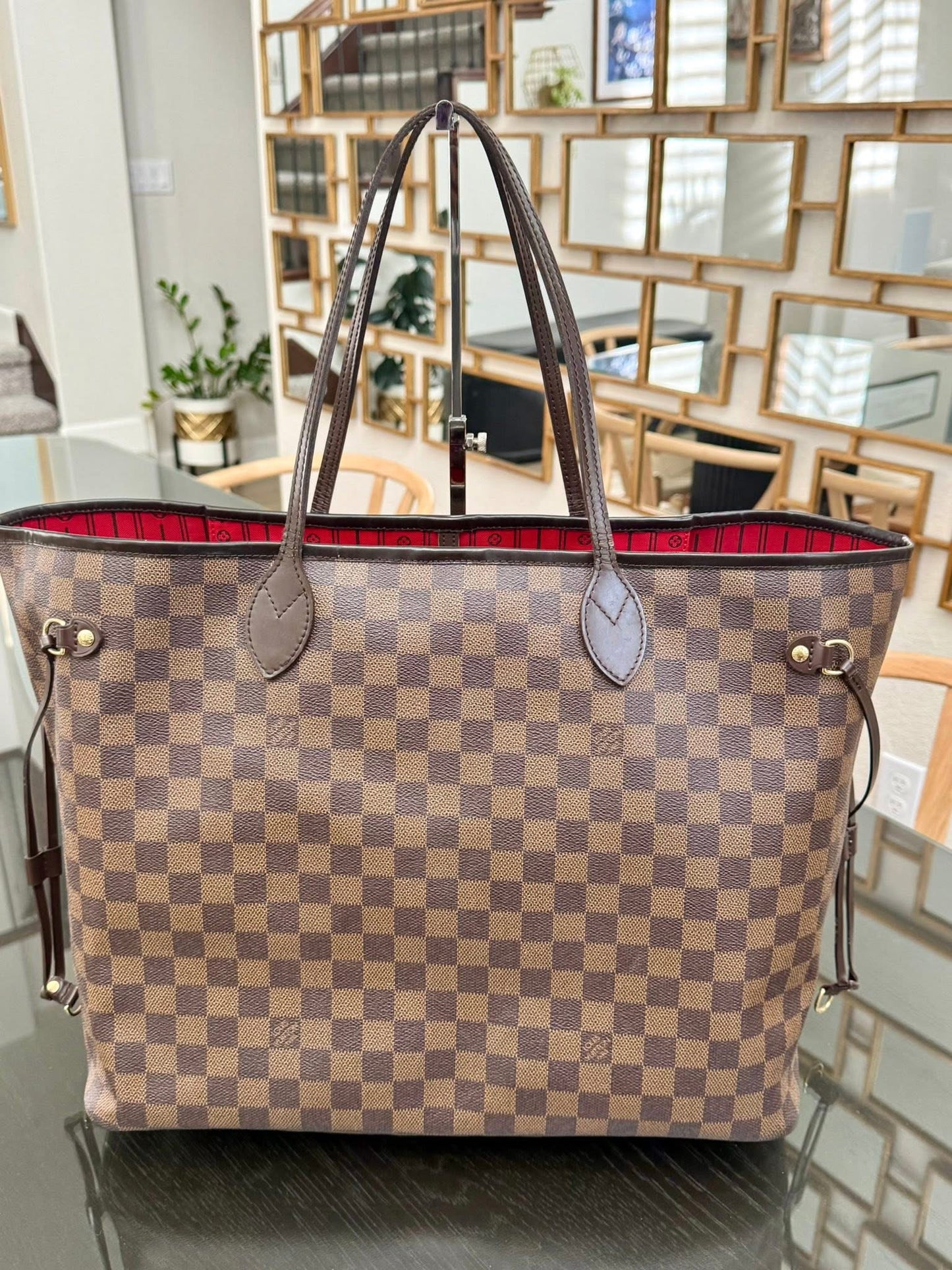 Neverfull GM in DE with Insert Organizer and Dustbag 🌺 📅 Year: 2009