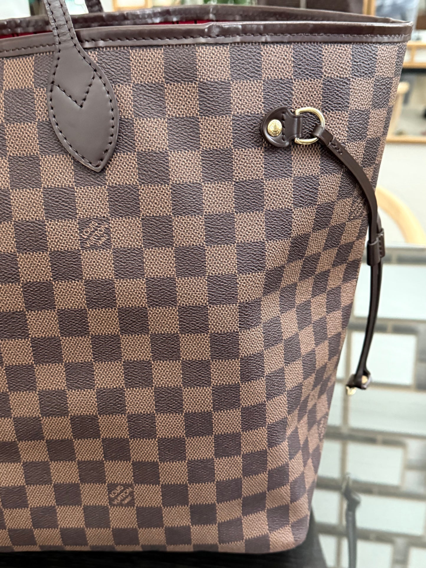 Neverfull GM in DE with Dustbag -🗓️ Year: 2013