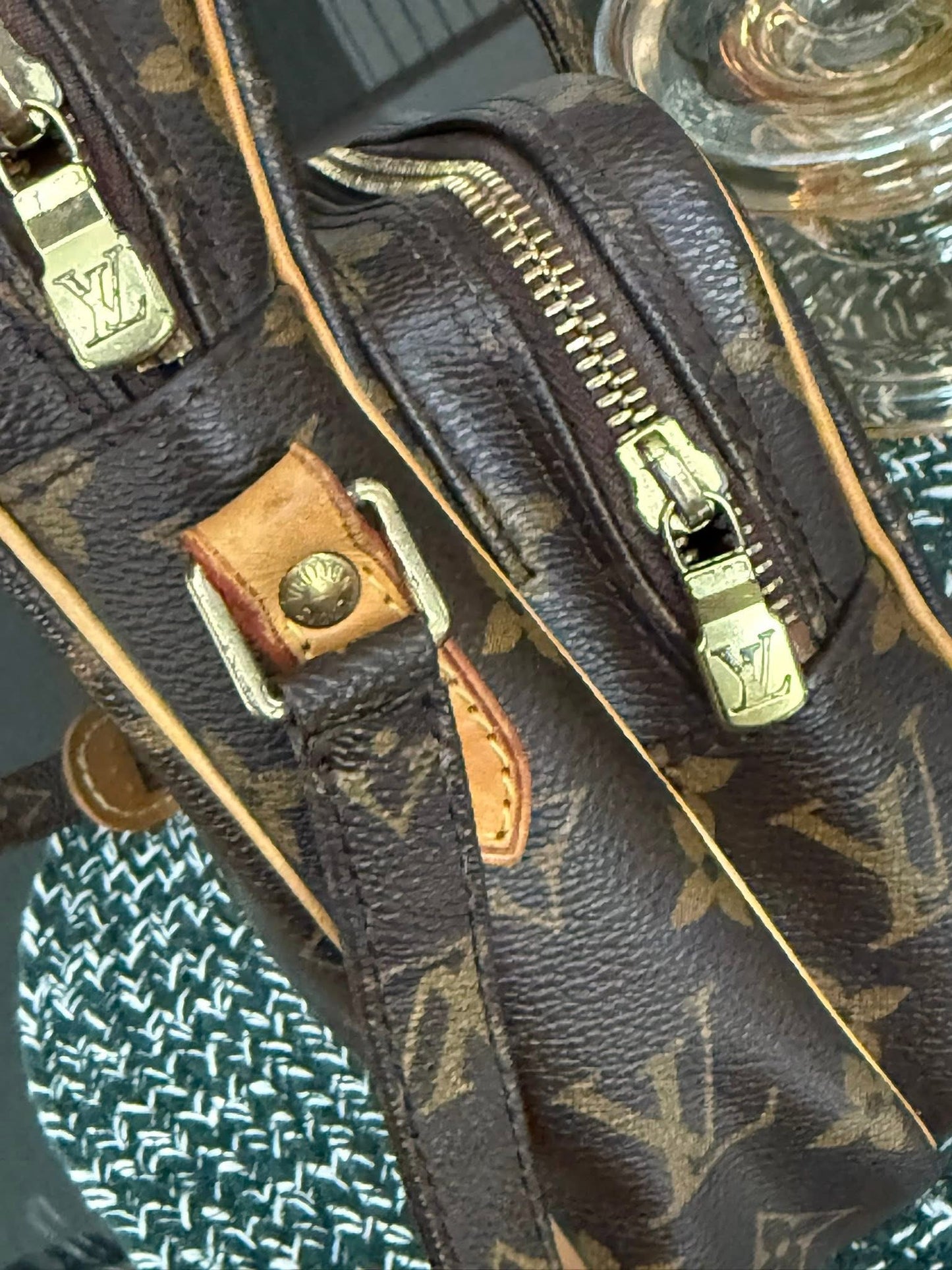 Amazon PM Crossbody 🗓️ Year: 2007