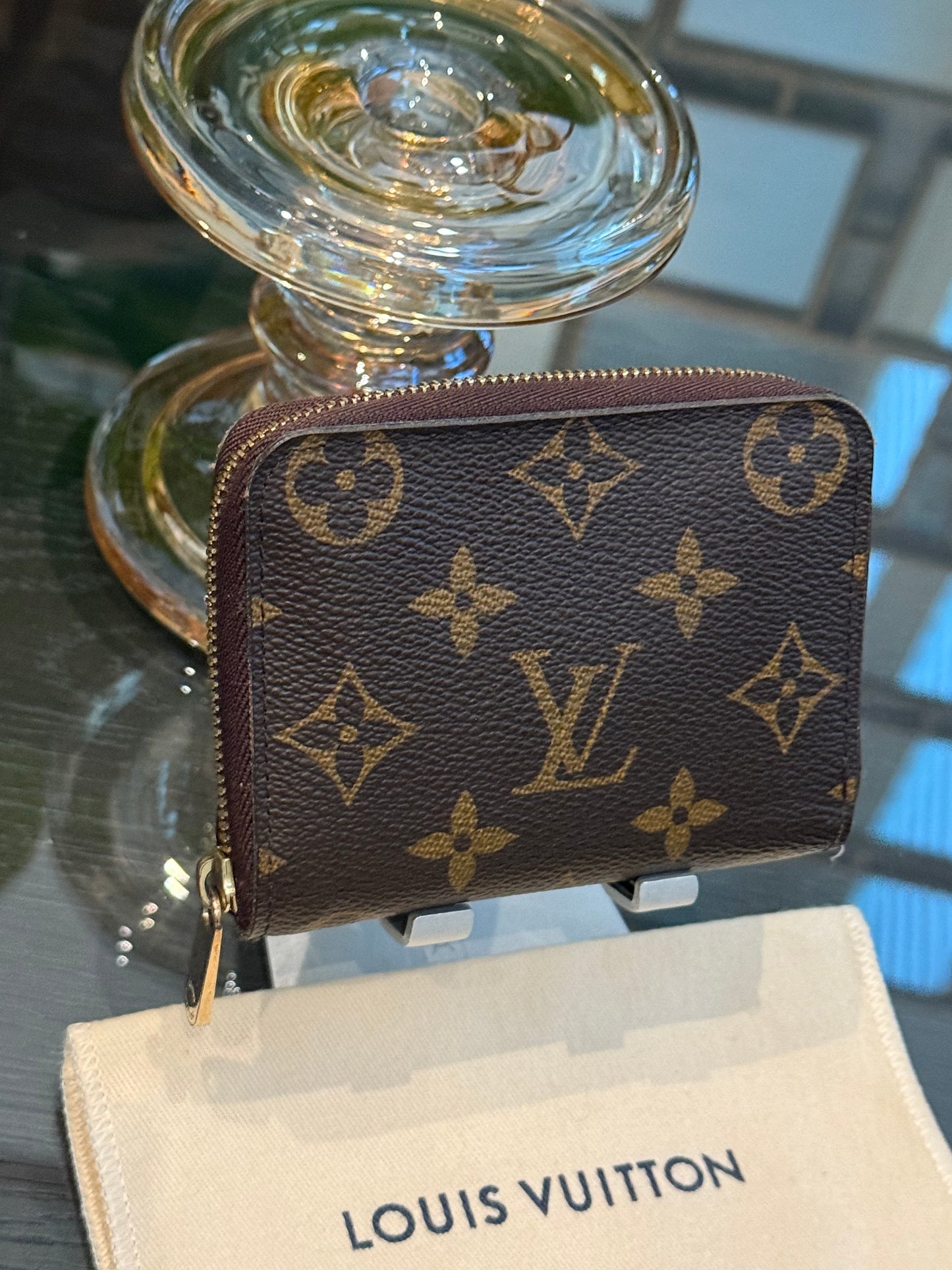 Monogram Zippy Compact Wallet with Dustbag 🗓️ Year: 2014