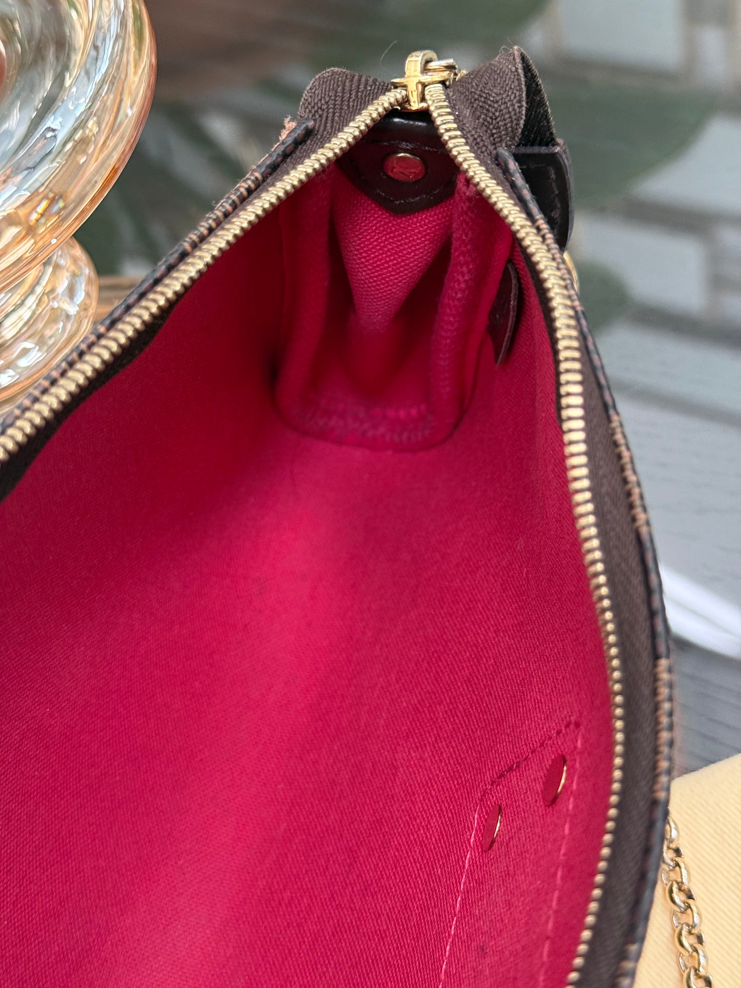 Eva Clutch in DE with Dustbag, Box and Paper bag 🗓️ Year: 2012
