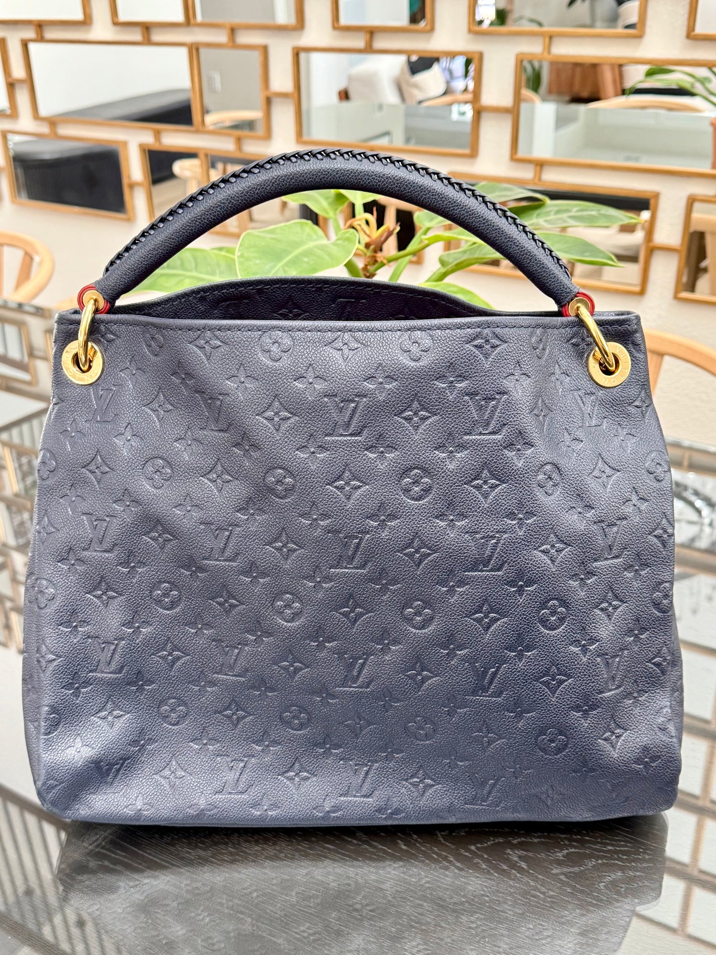 Artsy MM Empriente in Navy Blue with Dustbag- 📅 Year: 2020