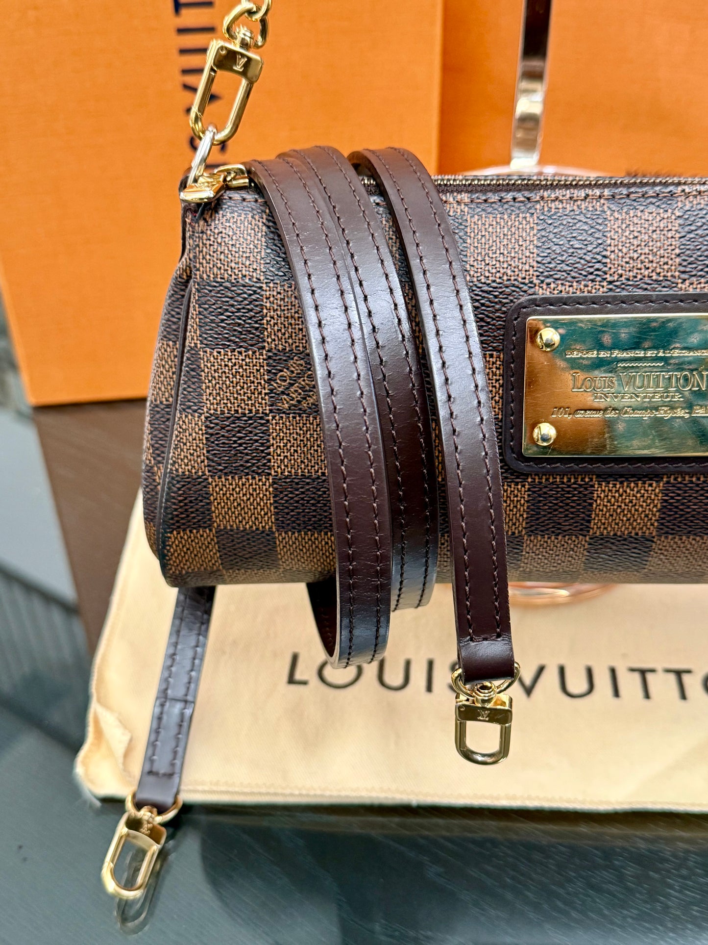 Eva Clutch in DE with Dustbag, Insert Organizer, Box and Paper bag🗓️ Year: 2010