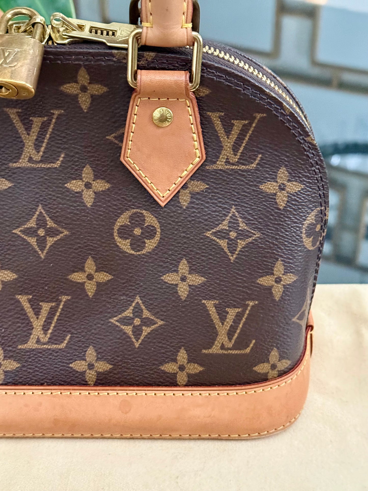 Alma BB with Original Strap , Clochette , Lock 🔐 keys, Box , dustbag and Paper bag - 📅 Year: 2021