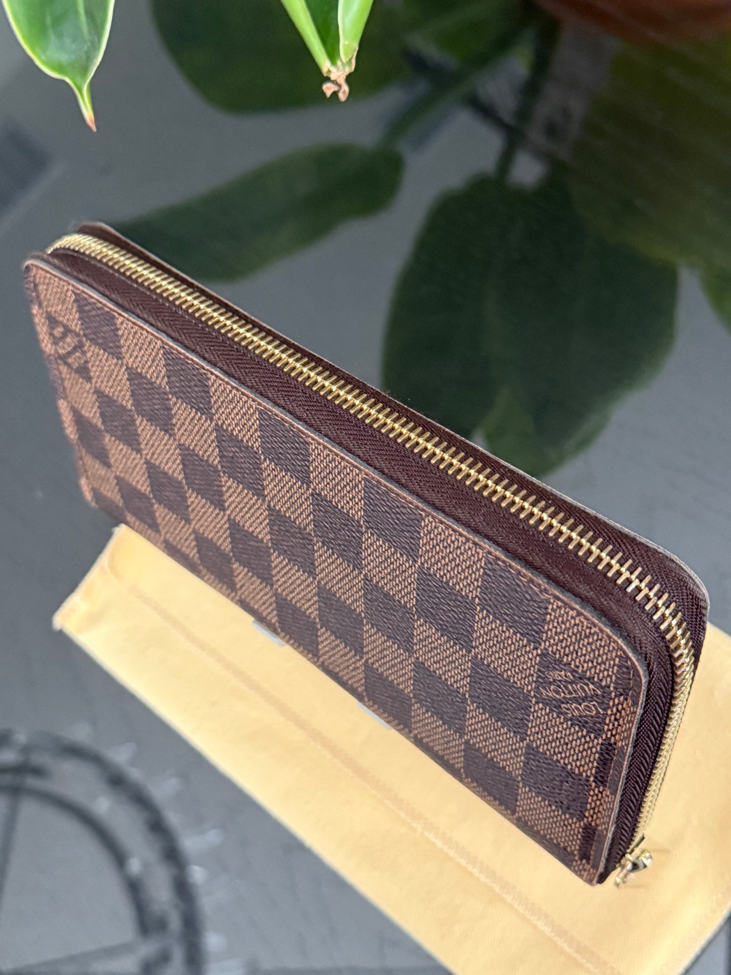 Zippy Long Wallet in DE with Dustbag and box 🗓️ Year: 2013