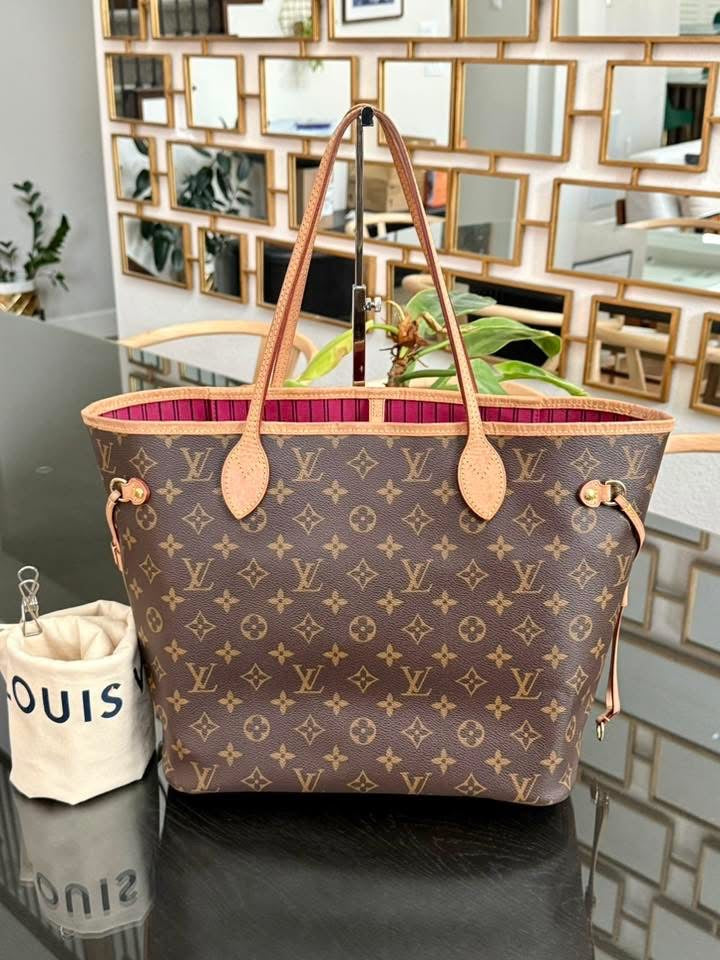 Neverfull MM in Peony interior with Dustbag 🌺 📅 Year: 2020