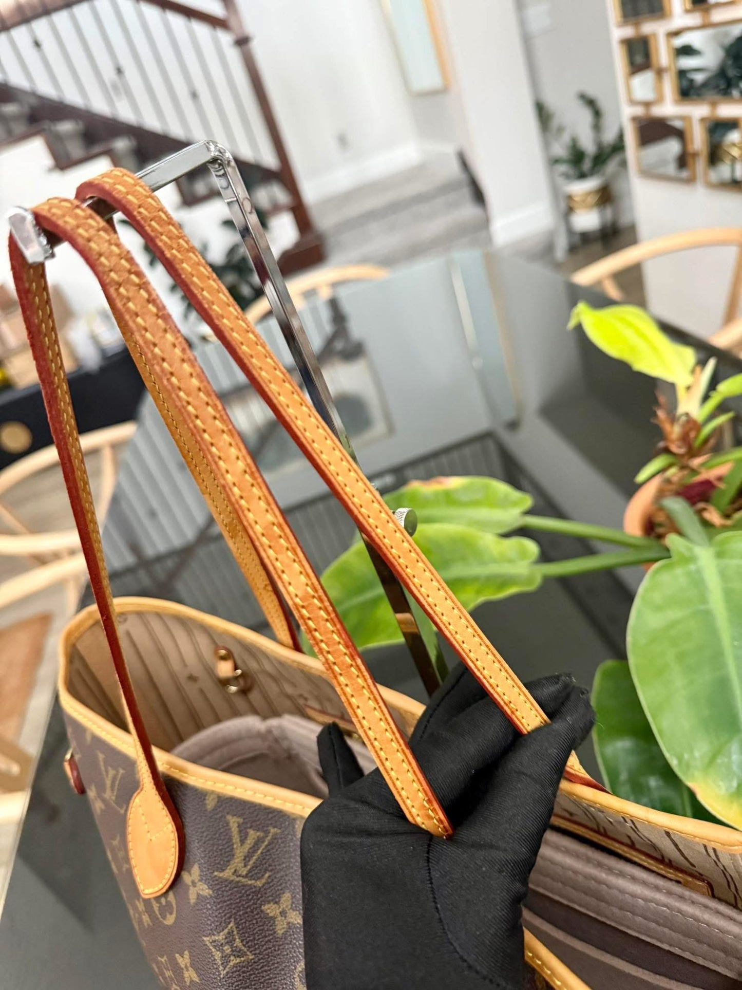 Neverfull MM Monogram with Dustbag and Non branded Twilly🌺 📅 Year: 2011