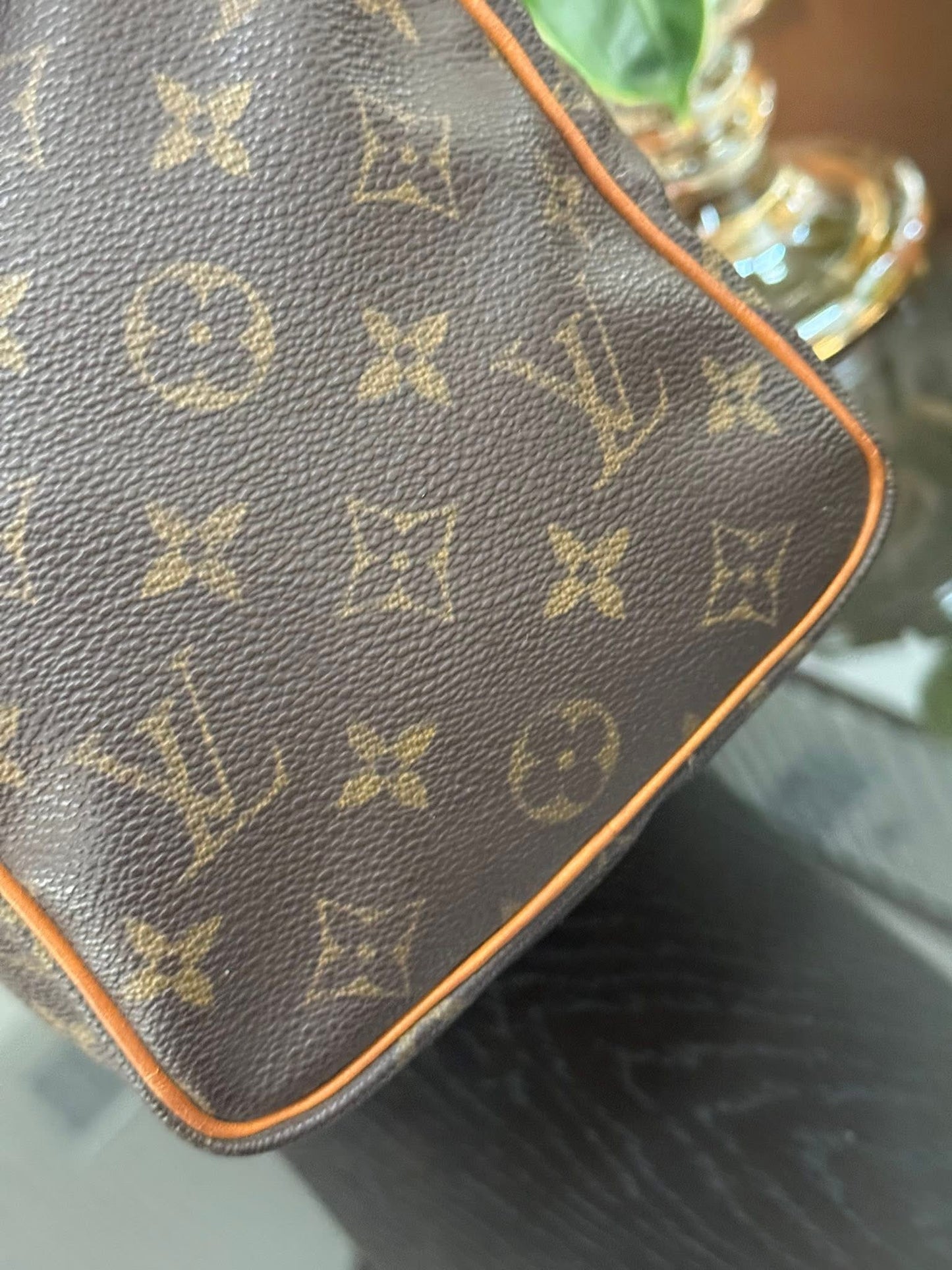 Speedy 25 in Monogram with Lock 🔐 and Key -🗓️ Year: 2000