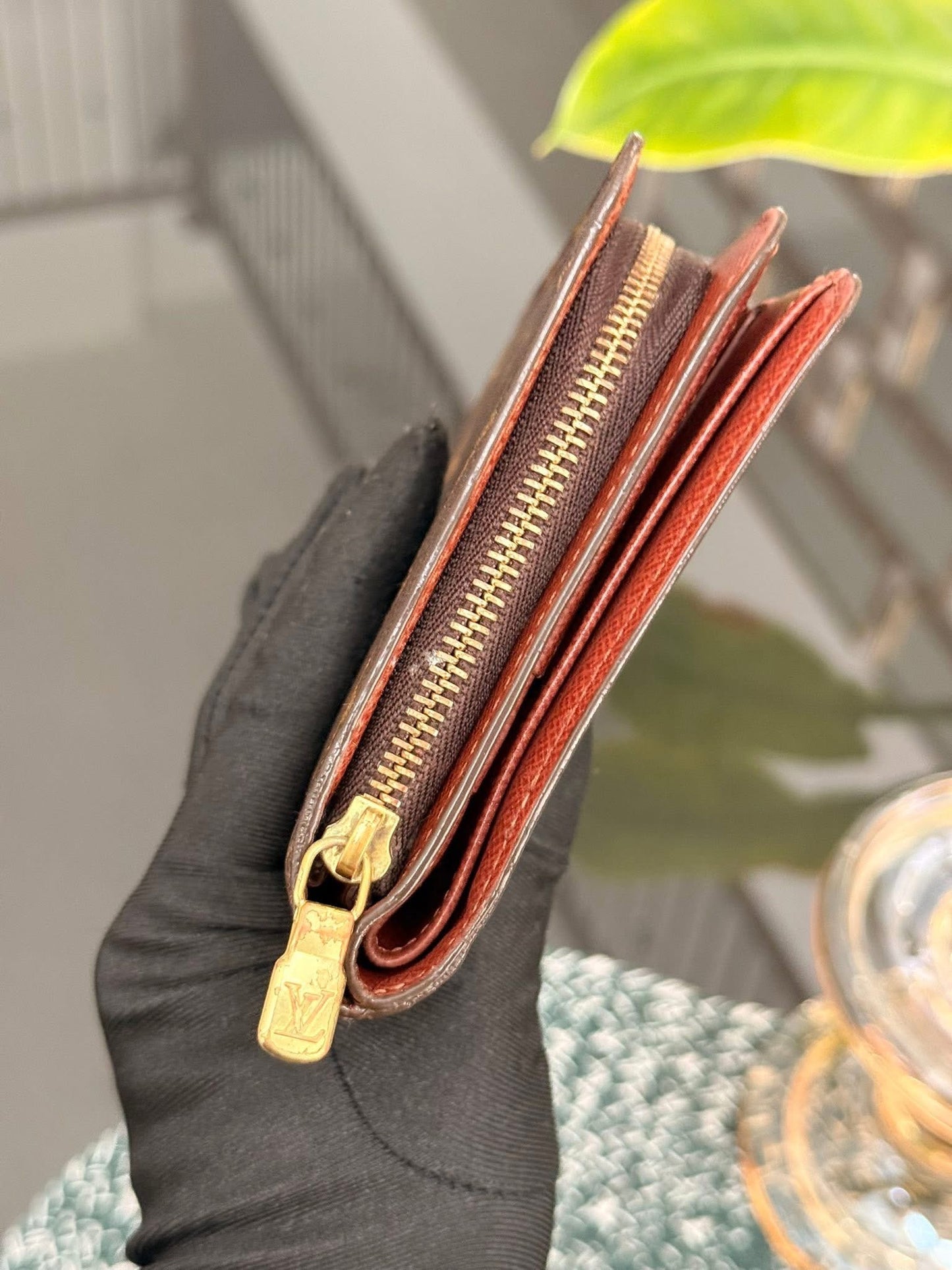 Etui Wallet Passport Holder in Monogram with 8 Cardholders 🗓️ Year: 1990