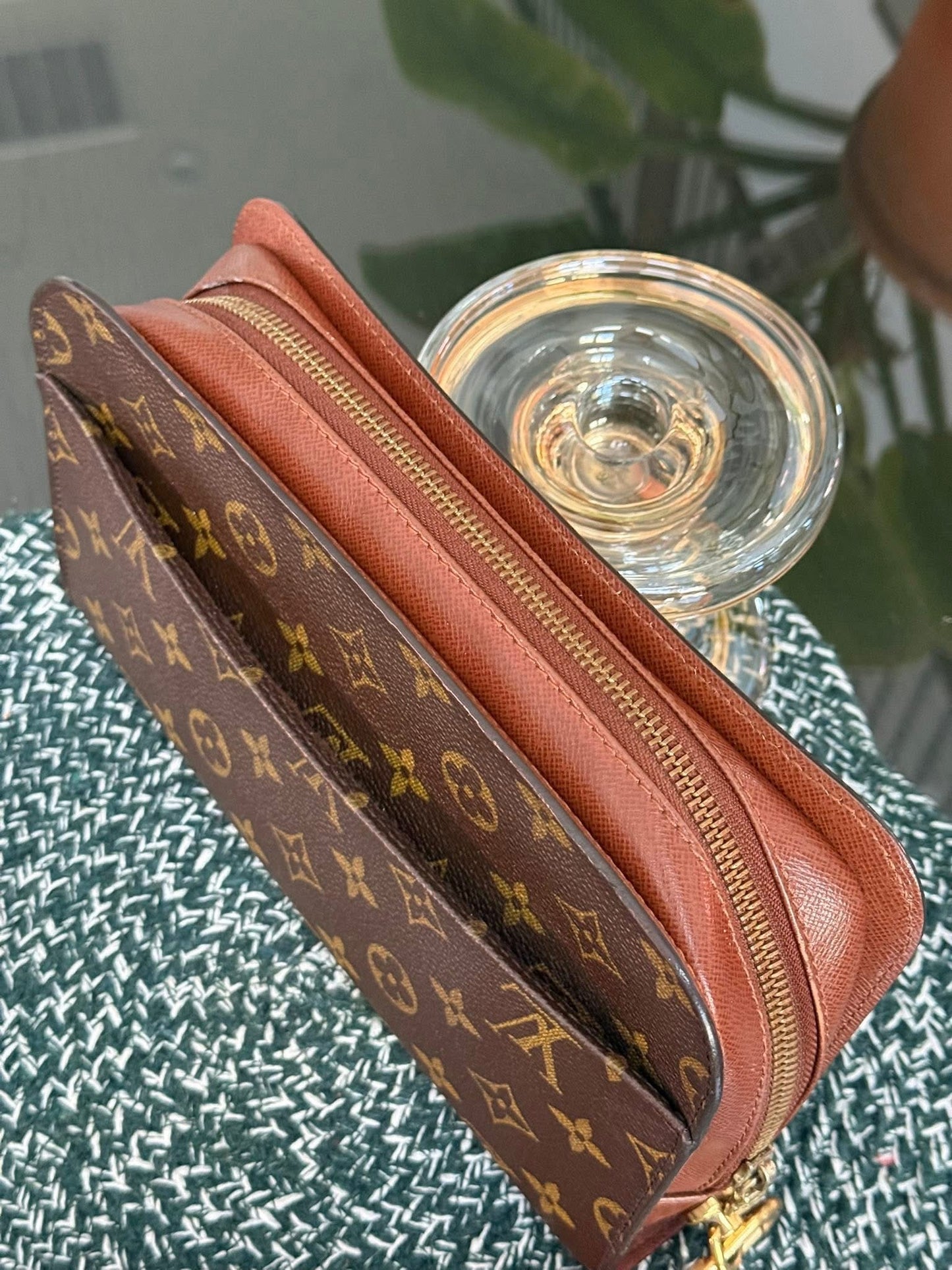 Orsay Clutch 🗓️ Year: 2002