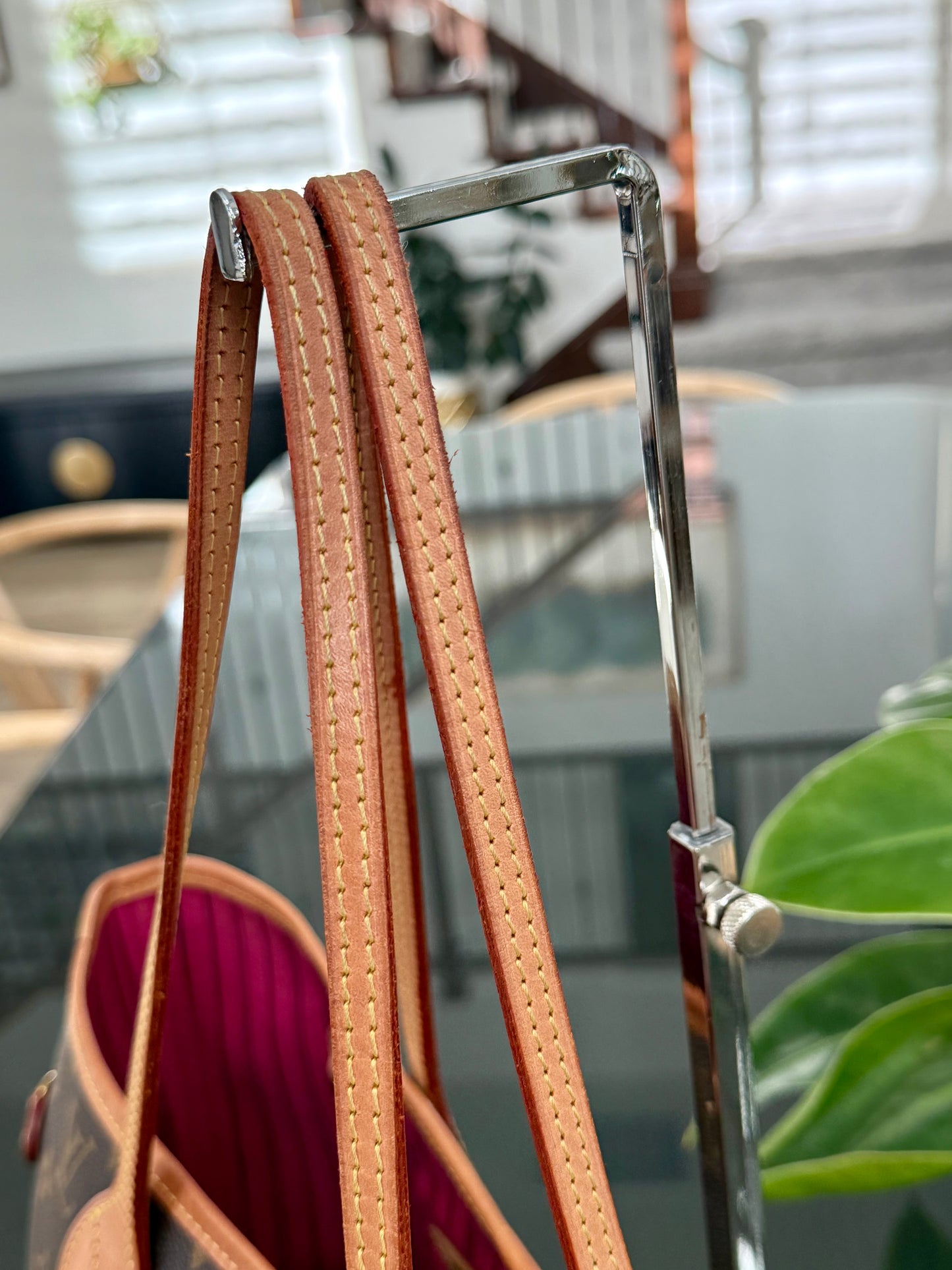 Neverfull MM Monogram in Peony with Dustbag 📅 Year: 2020