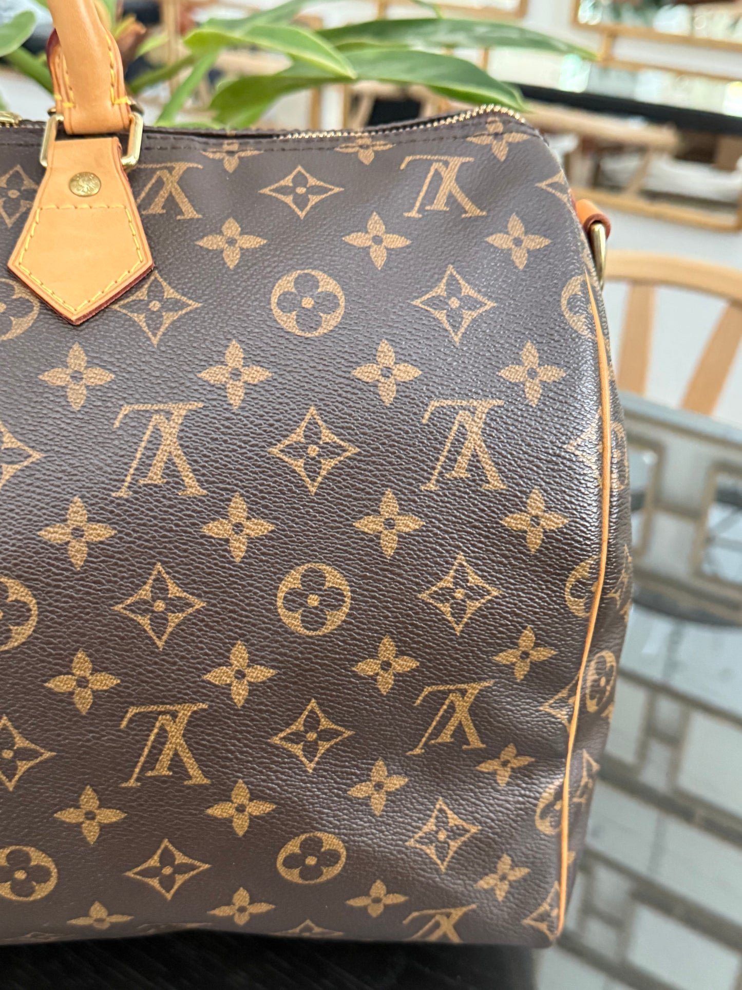 Speedy 40 Bandoulier in Monogram with Lock 🔐, Key and Dustbag 🗓️ Year: 2012