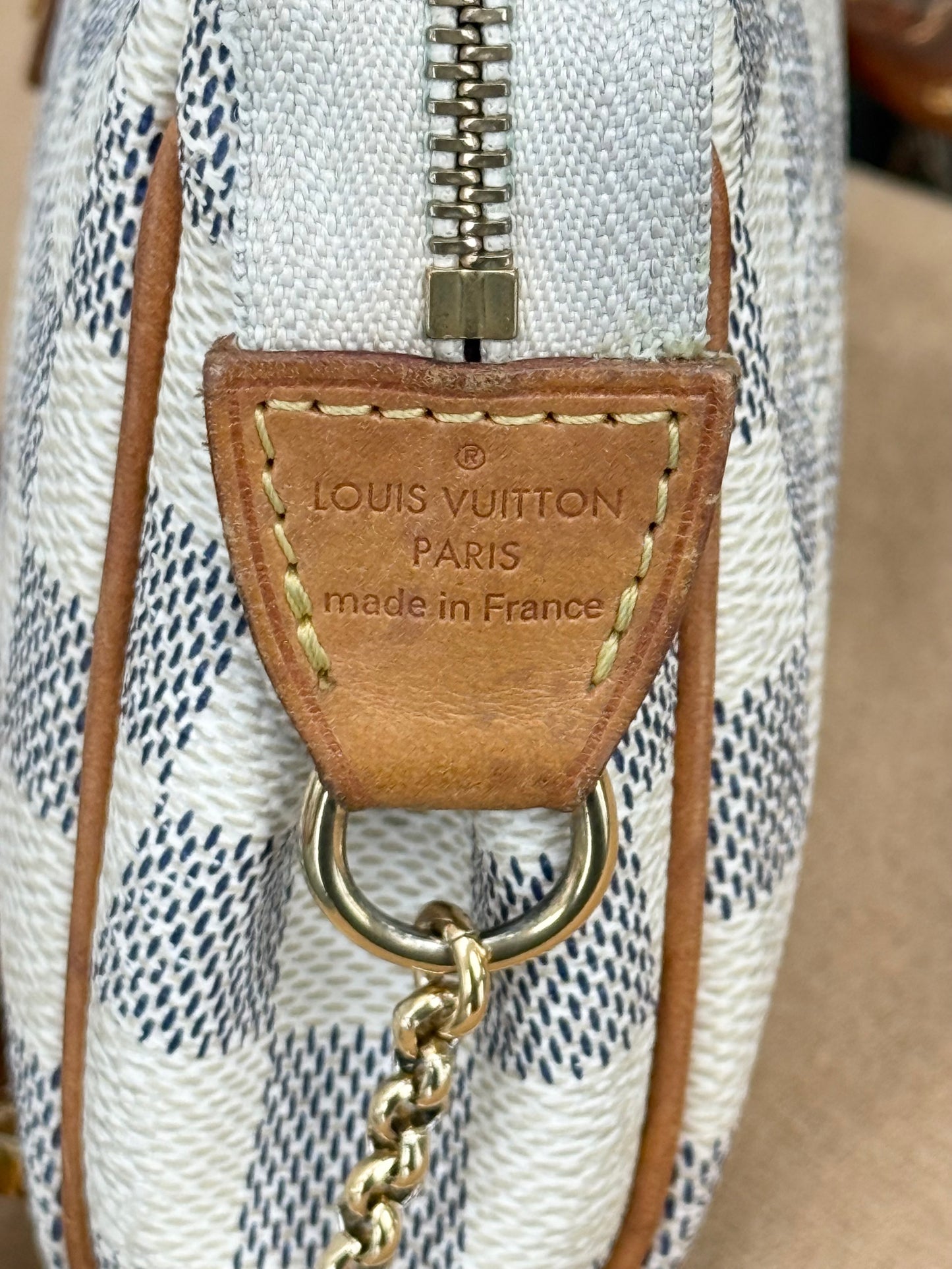 Eva Clutch in Azur with Original Strap,Box Dustbag and Insert Organizer 🗓️ Year: 2011