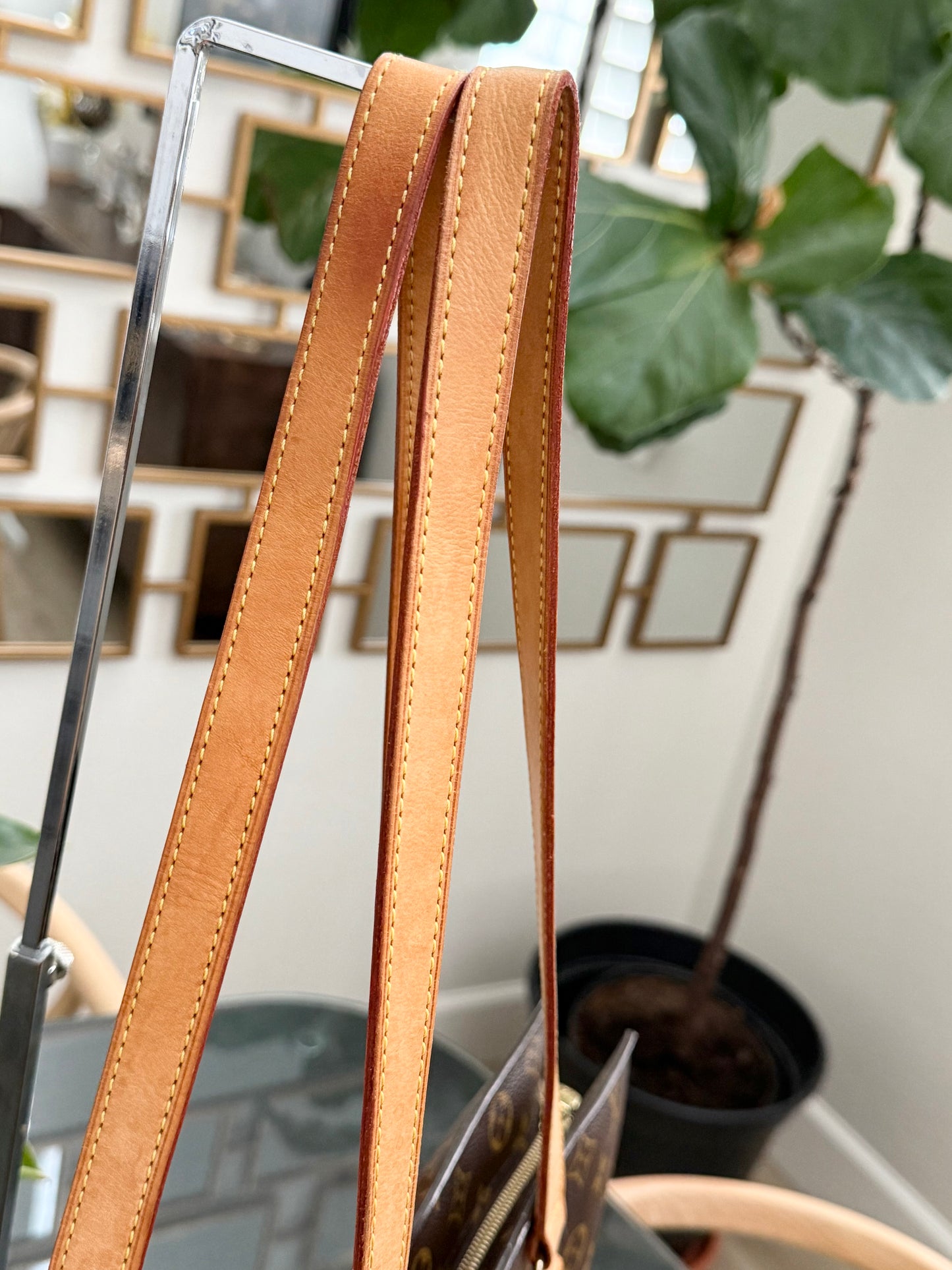 Babylone -🗓️ Year: 2004