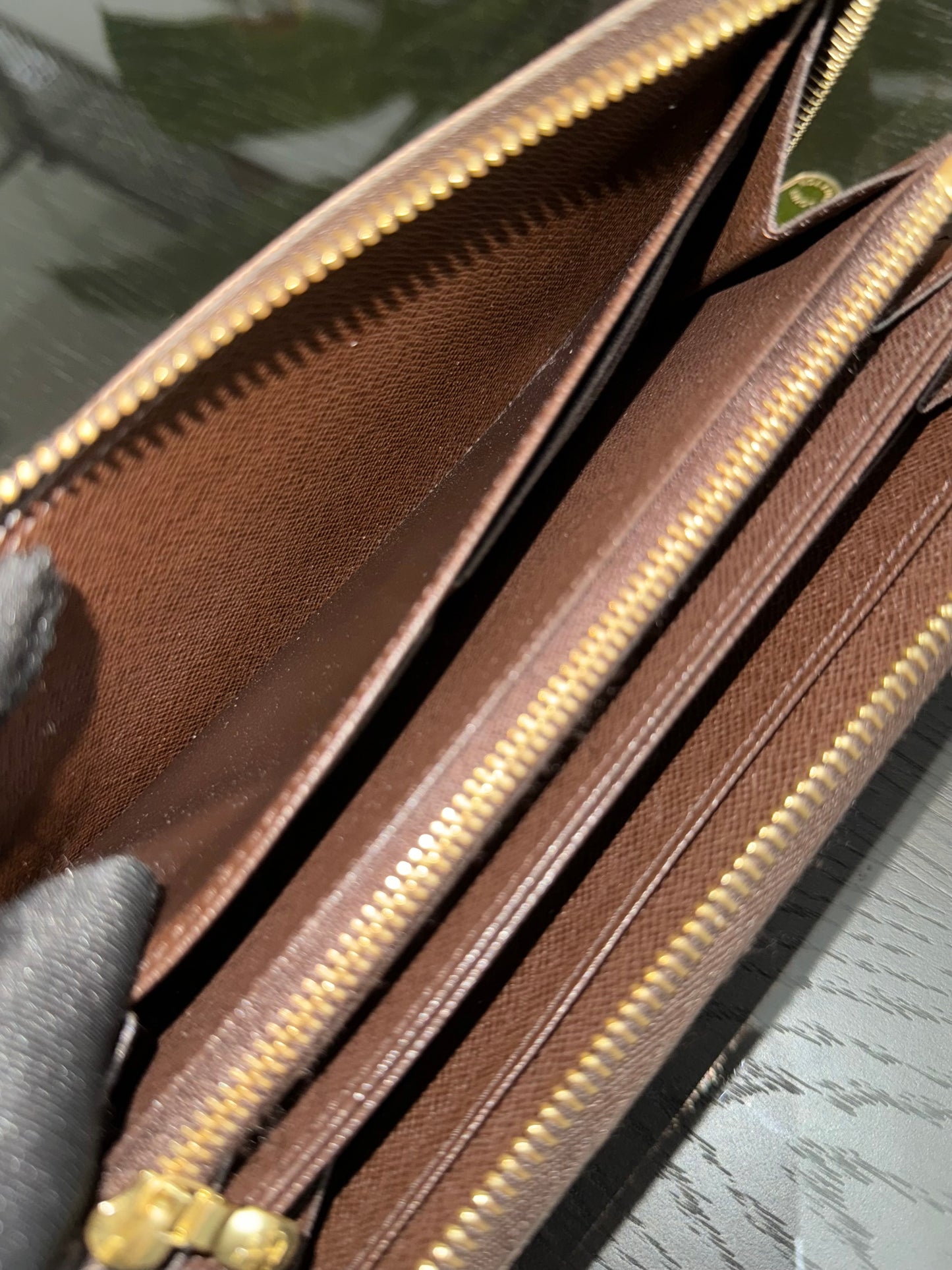 Zippy Long Wallet in DE with Dustbag and box 🗓️ Year: 2013