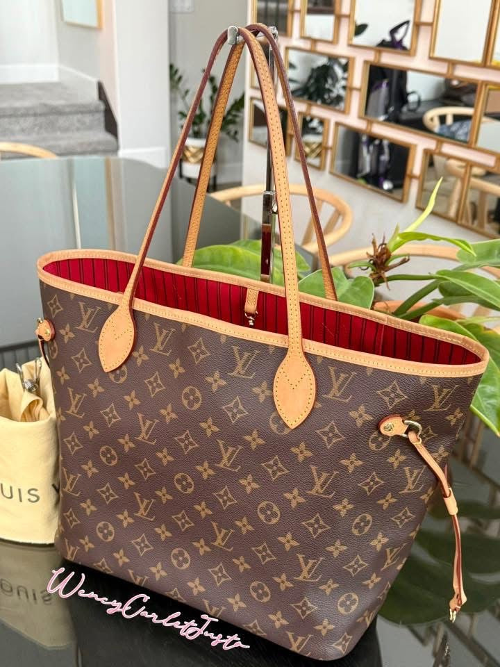 Neverfull MM Monogram in Cerise with Dustbag -🗓️ Microchip