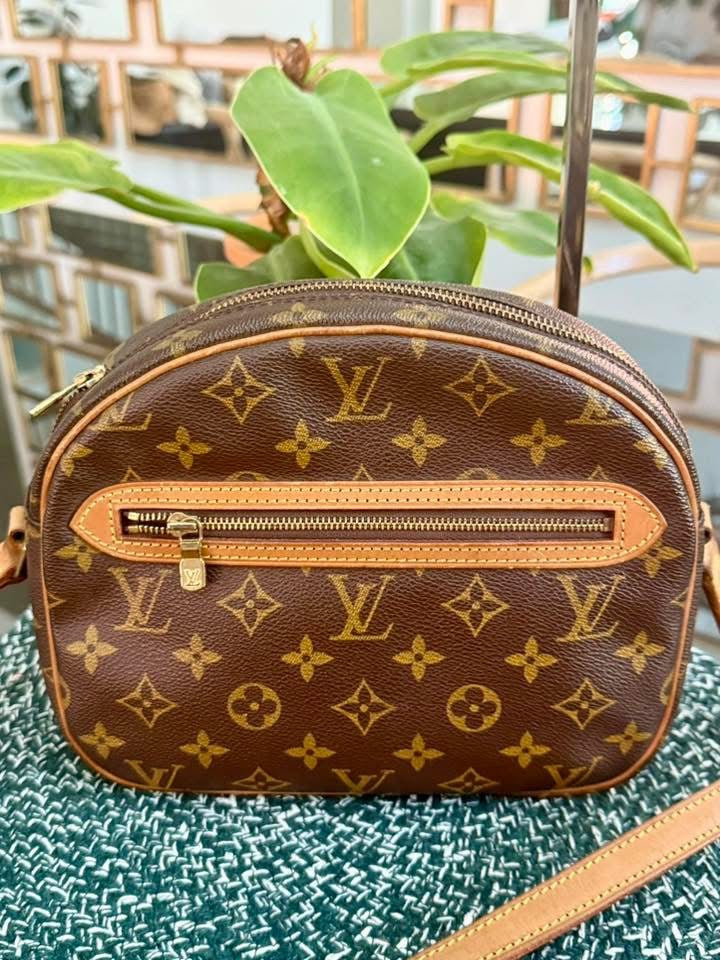 Senlis Crossbody - 🗓️