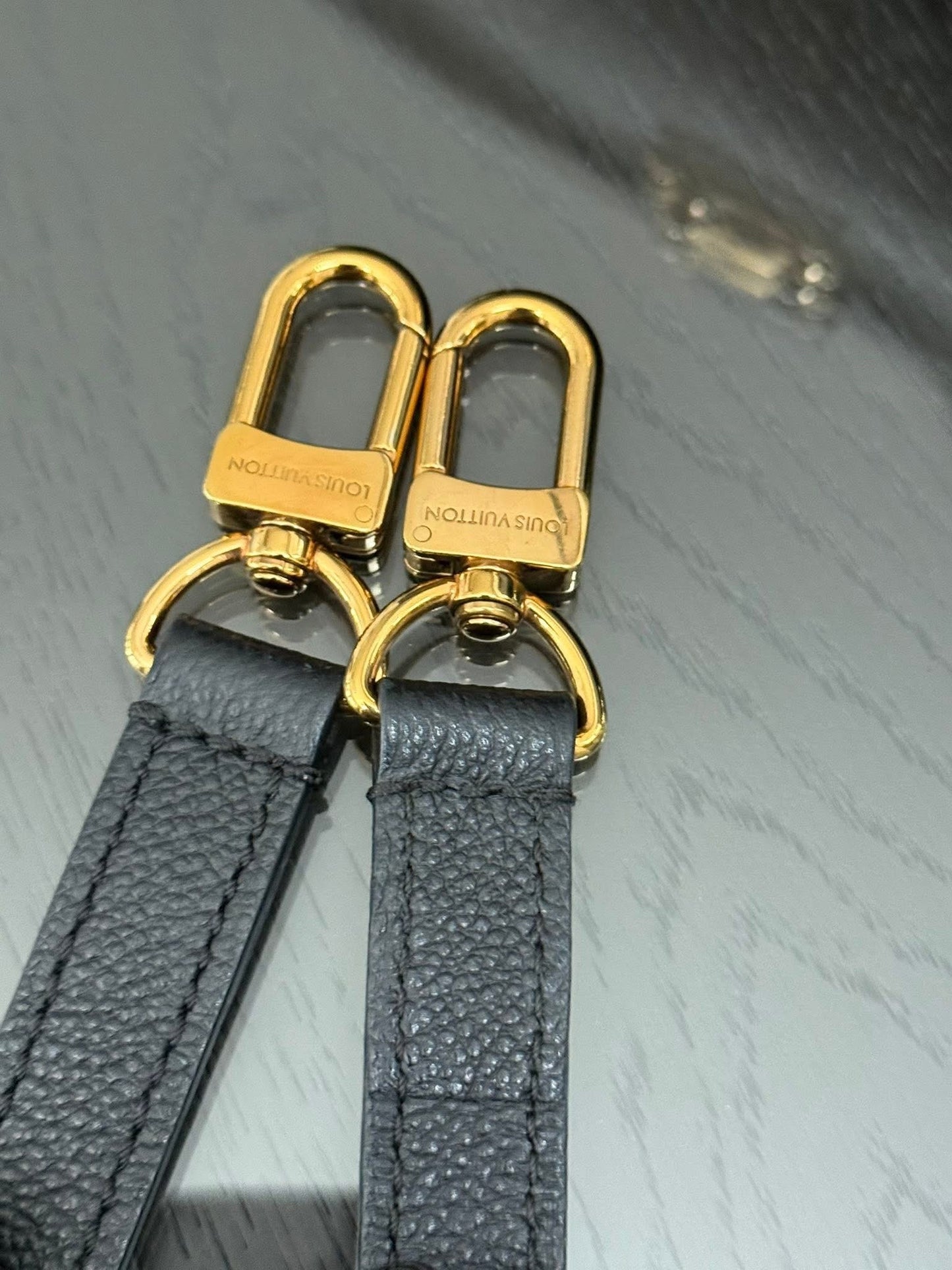 Pochette Metis Emptiente Noir with Box, Dustbag, Insert Organizer, Box and Paper bag -Microchip & Authenticed