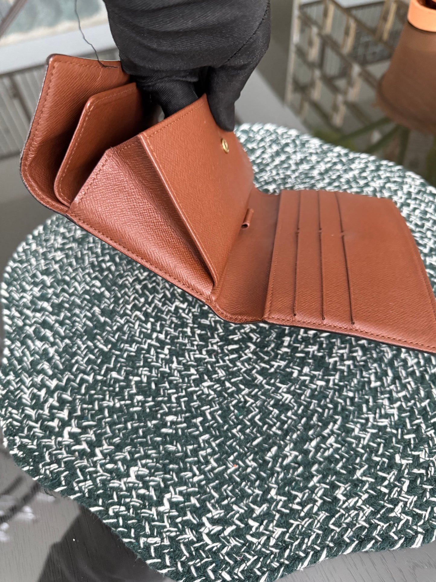 International Wallet in Monogram 🗓️ Year: 2003