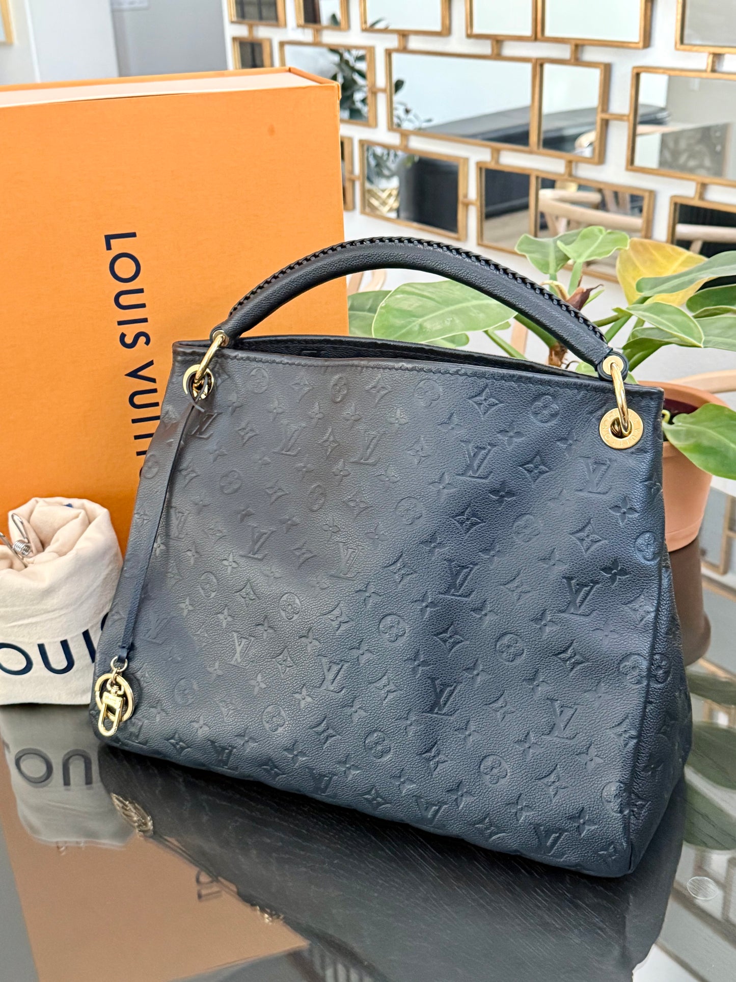 Artsy MM Empriente Black with Dustbag - 📅 Microchip and Authenticated