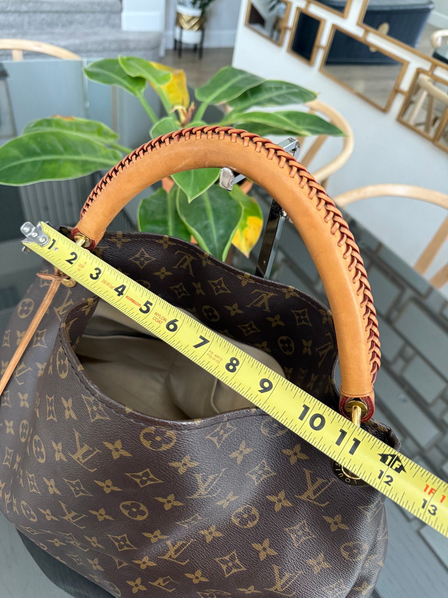 Artsy MM with Dustbag and Insert Organizer - 📅 Year: 2009