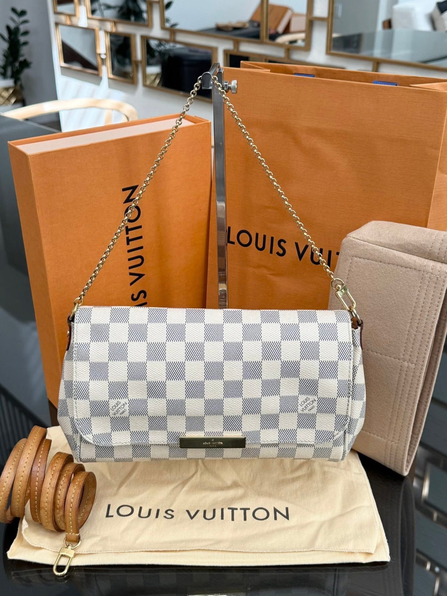Favorite MM in Azur with Dustbag, Insert Organizer, Box and Paper bag 🗓️ Year: 2014