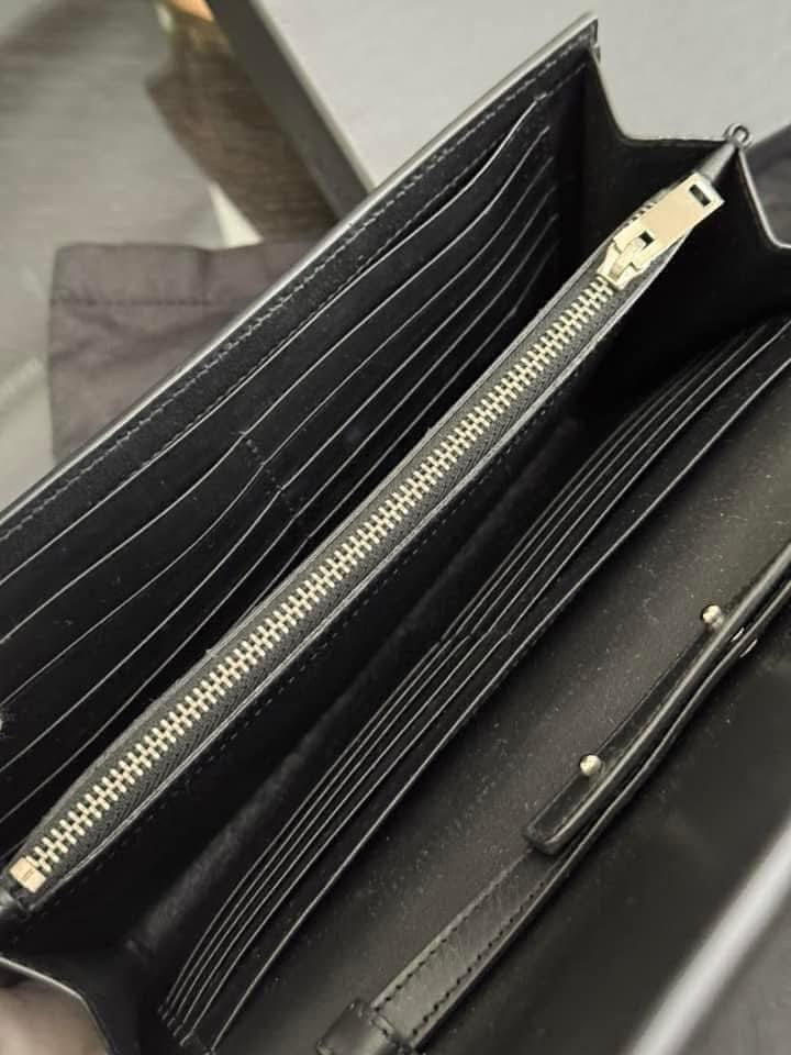 Kate Stars Calfskin Leather Chain Clutch Crossbody 📦 With Box, Dustbag, Cards, and Paper Bag