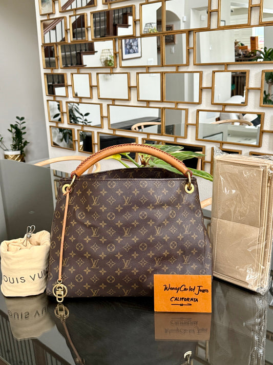 Artsy MM with Dustbag and Insert Organizer 🗓️ Year: 2012