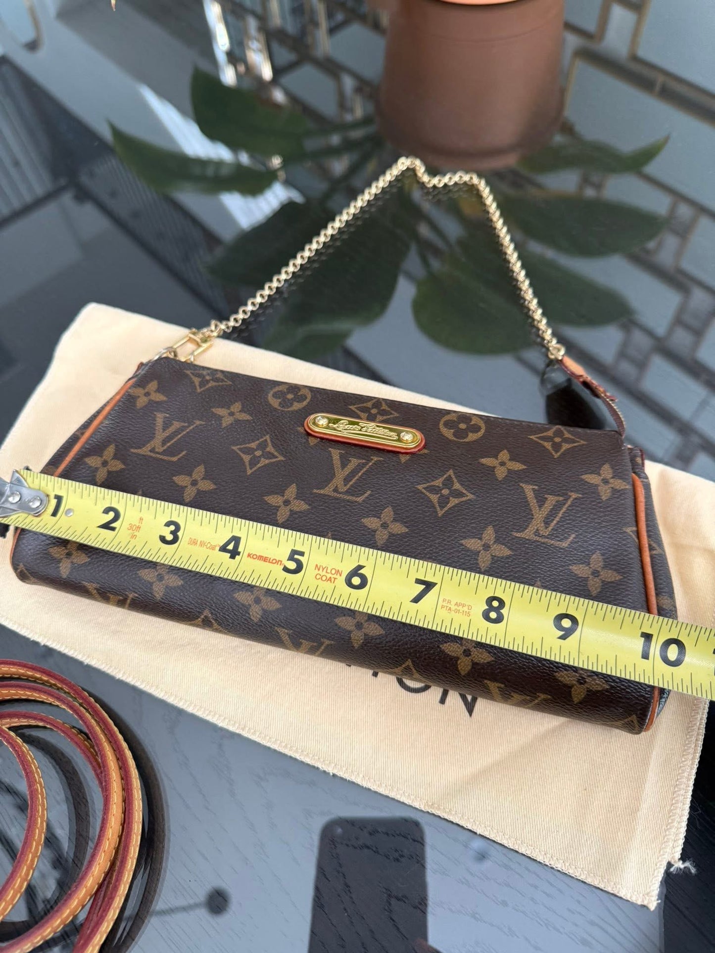 Eva Clutch with Original Strap,Box Dustbag and Insert Organizer 🗓️ Year: 2012