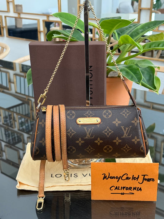 🌻Eva Clutch with Box and Dustbag🌻🗓️ Year: 2012