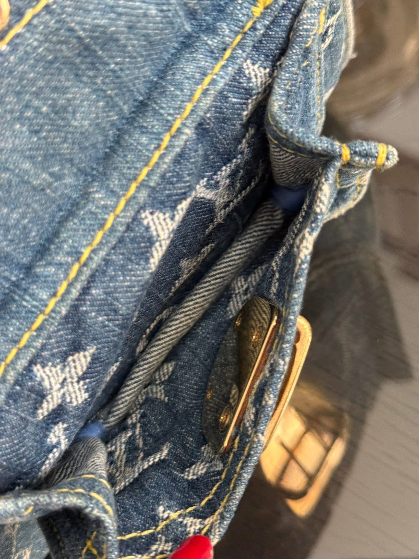 Neo Speedy Denim 📅 Year: 2005