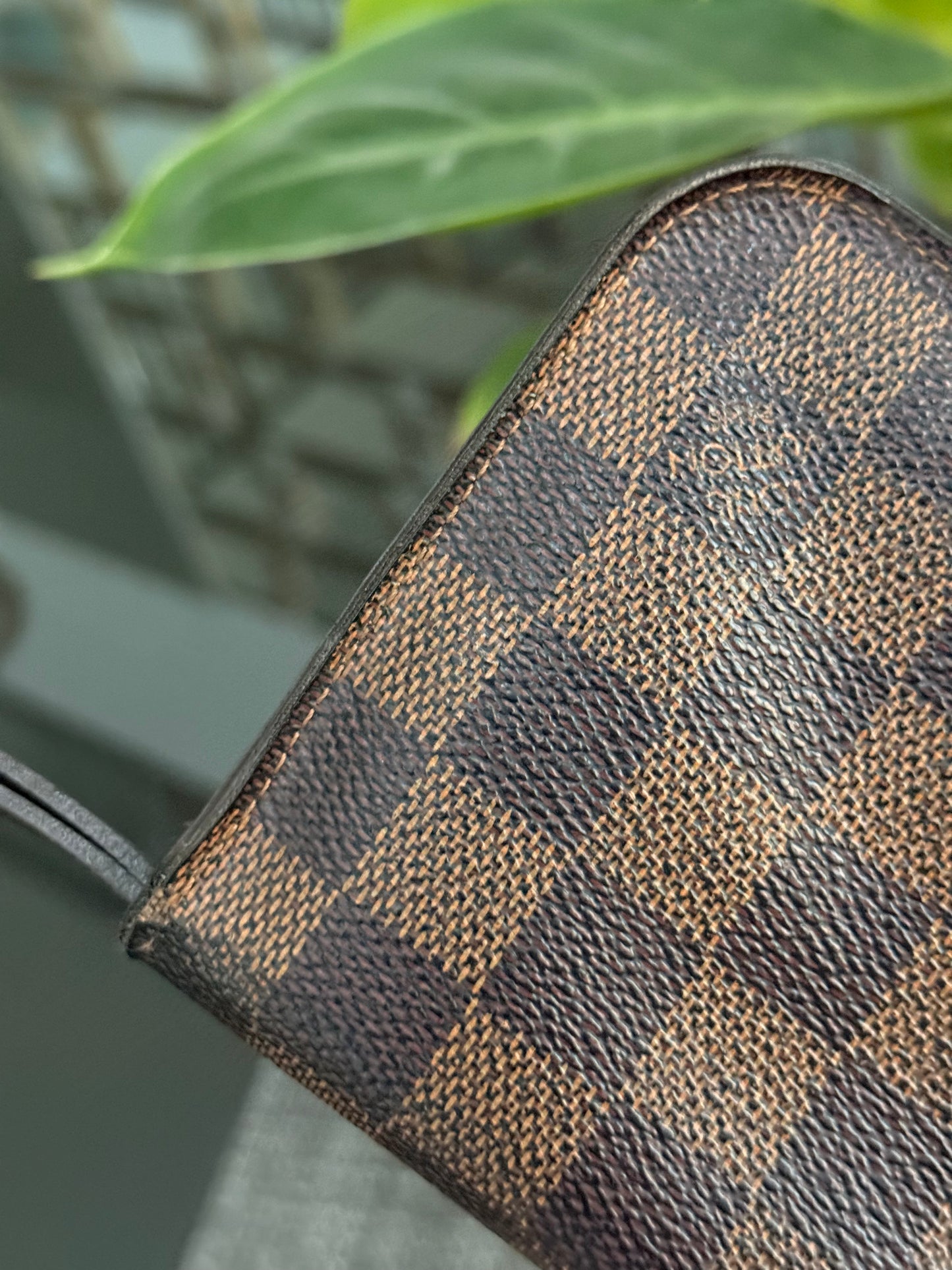 Insolite Wallet in De -Year 2011
