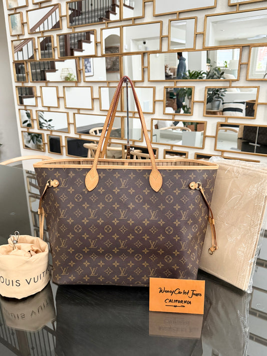 Neverfull GM in Monogram with Dustbag and Insert Organizer 📅 Year: 2007