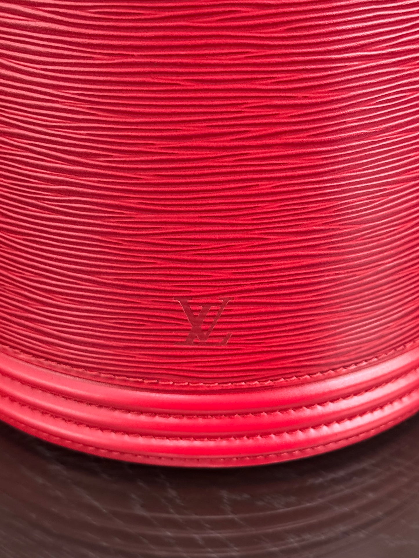 Epi Cannes with Lock No key-🗓️ Year: 2000