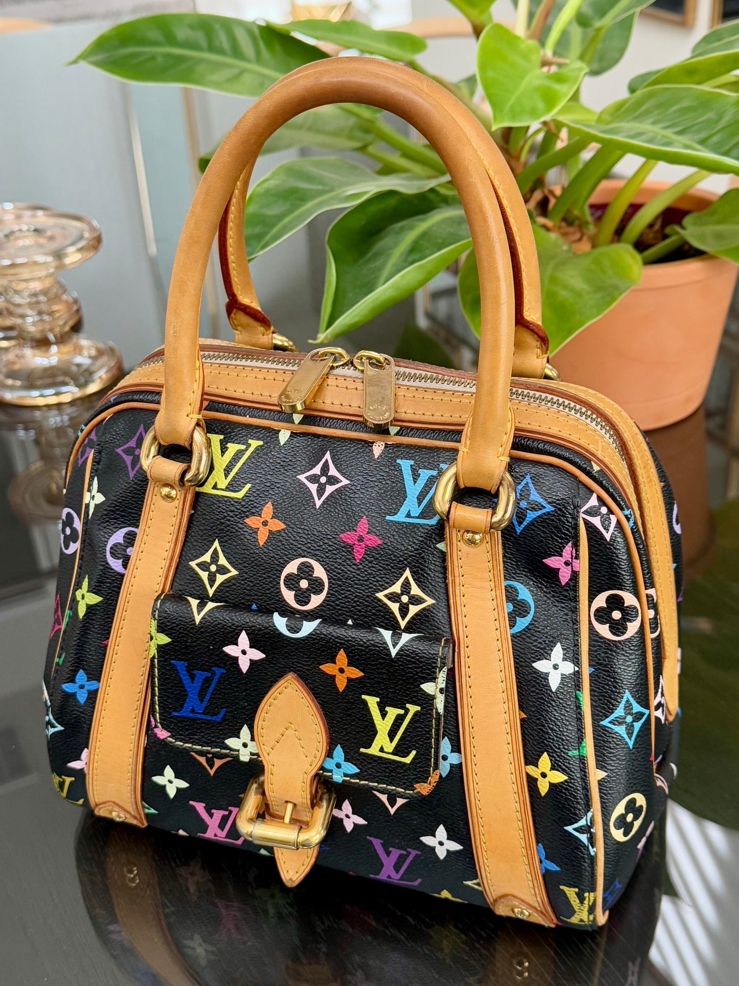 Multicolor Priscilla with Dustbag 📅 Year: 2007