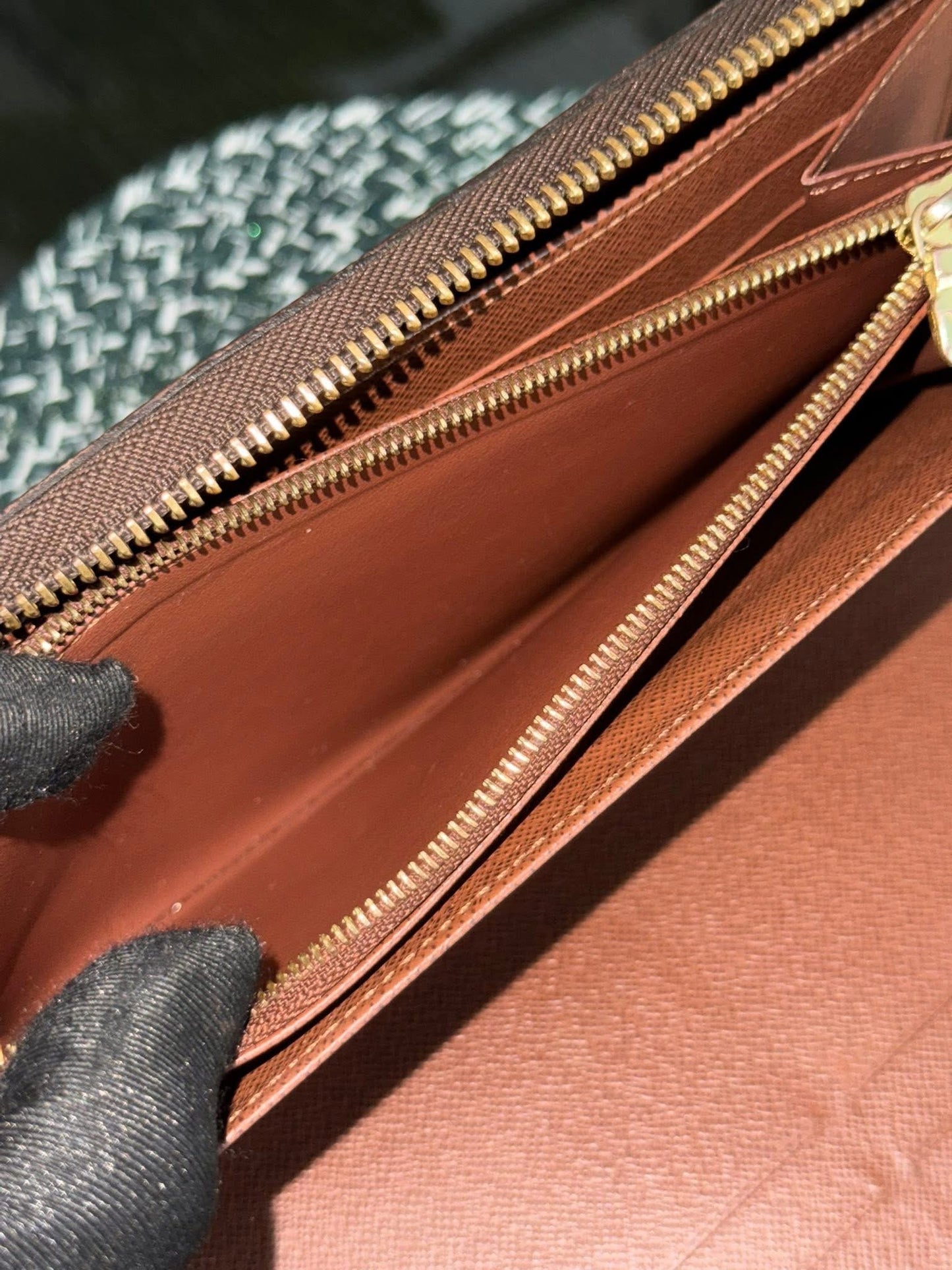 Monogram Zippy Wallet Organizer (Newer Model) 🗓️ Year: 2020
