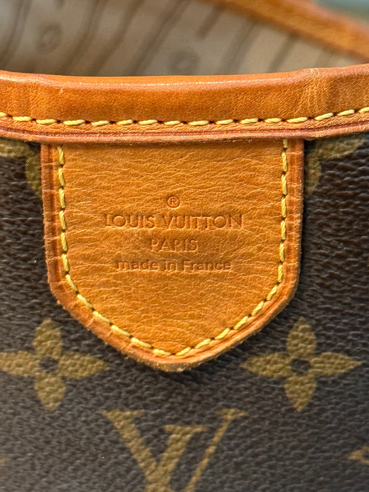 Delightful PM with Dustbag 📅 Year: 2012