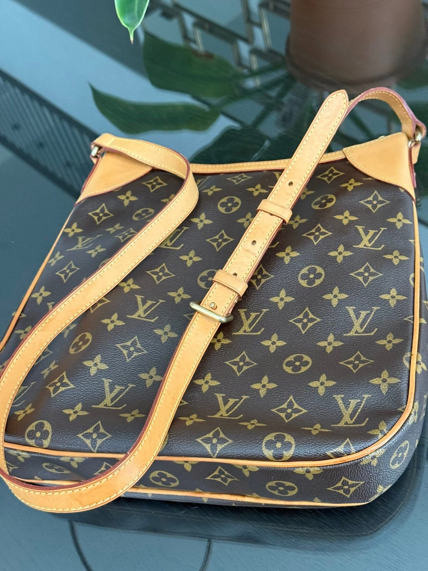 Odeon MM Crossbody with Dustbag - 🗓️ Year: 2008