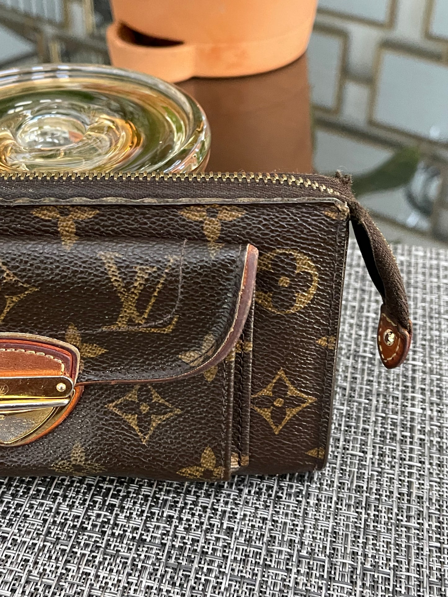 Monogram Astrid Wallet w/ generic wrist strap - 📅 Year: 2008