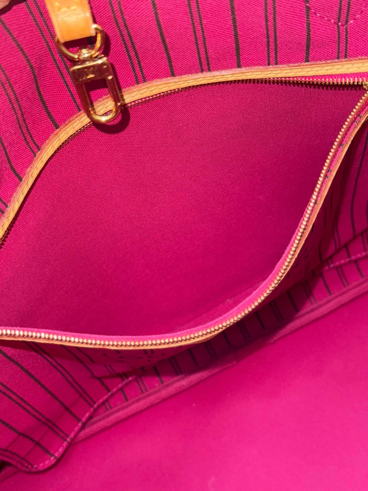 Neverfull GM Monogram in Peony with Dustbag,-🗓️ Year: 2018