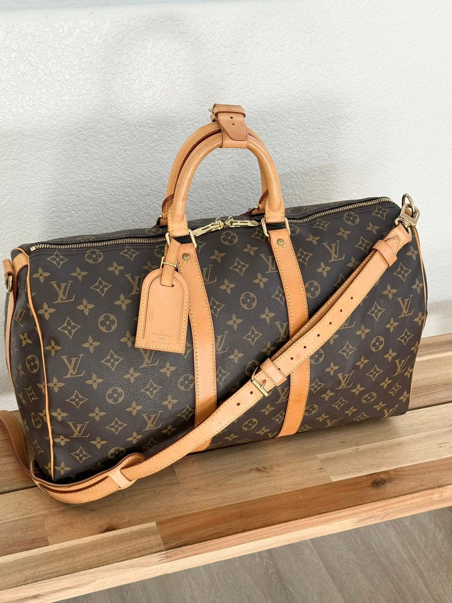 Keepall 45 Bandoulier with Original Strap, Luggage tag and Poignet 📅 Year: 1998