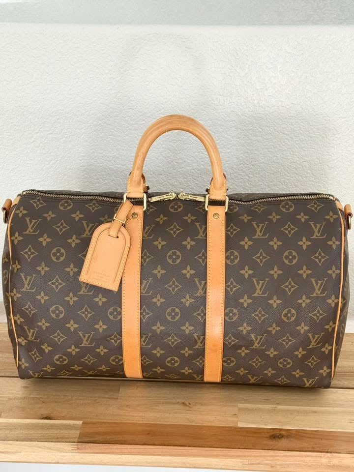 Keepall 45 Bandoulier with Original Strap, Luggage tag and Poignet 📅 Year: 1998