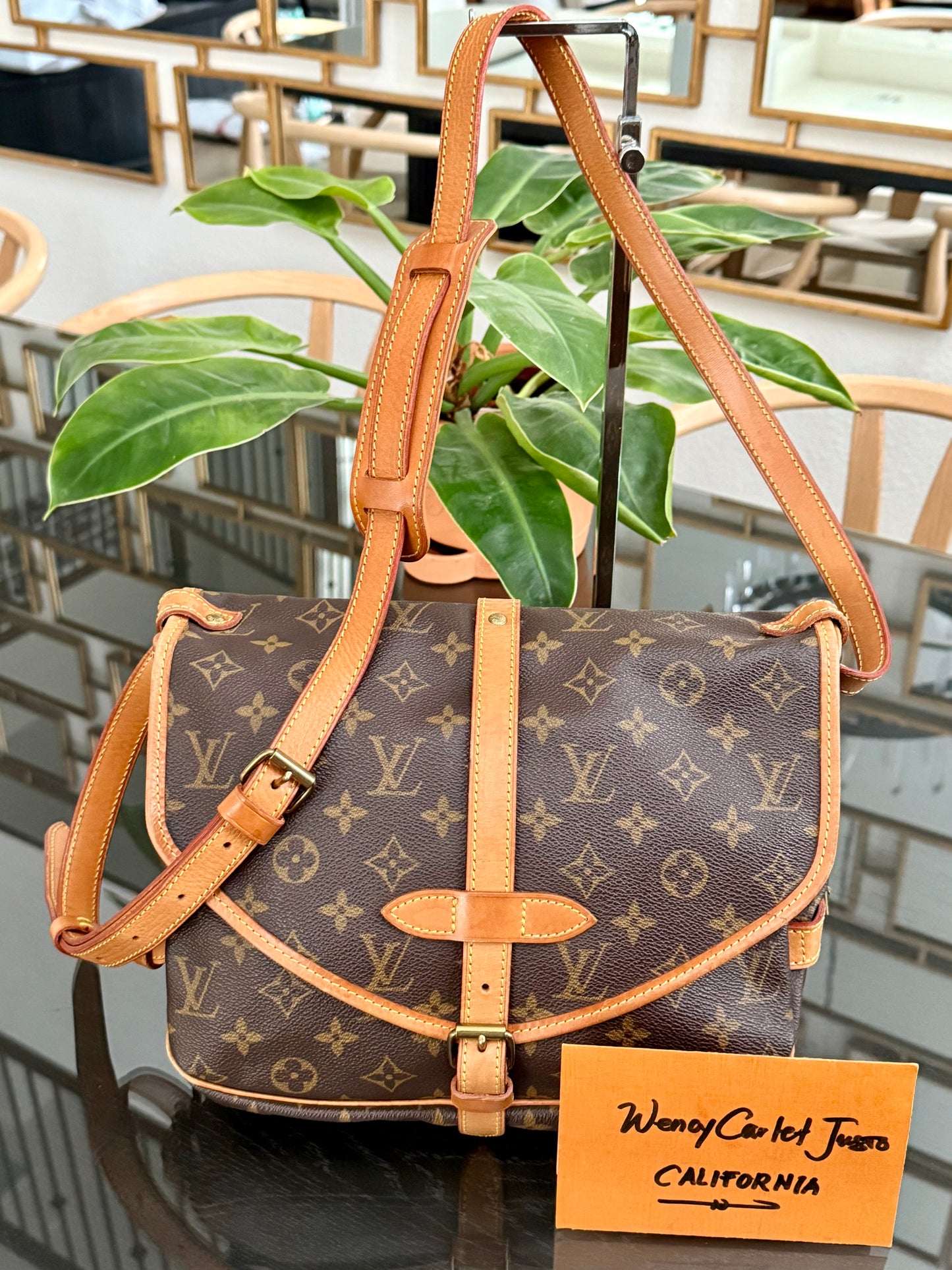 Saumur 30 Crossbody 🌺 Year: 1989