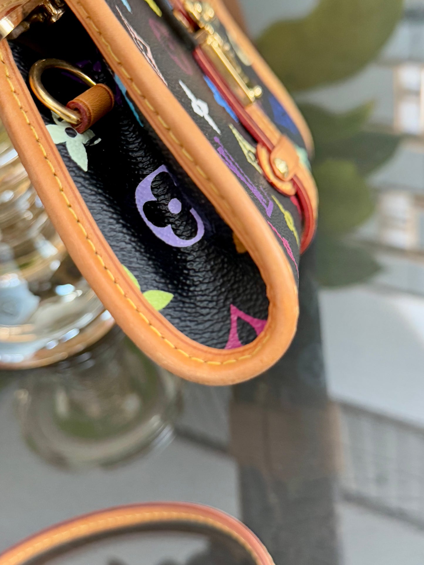 Multicolor Shirley Clutch/ Shoulder Bag with Box📅 Year: 2005