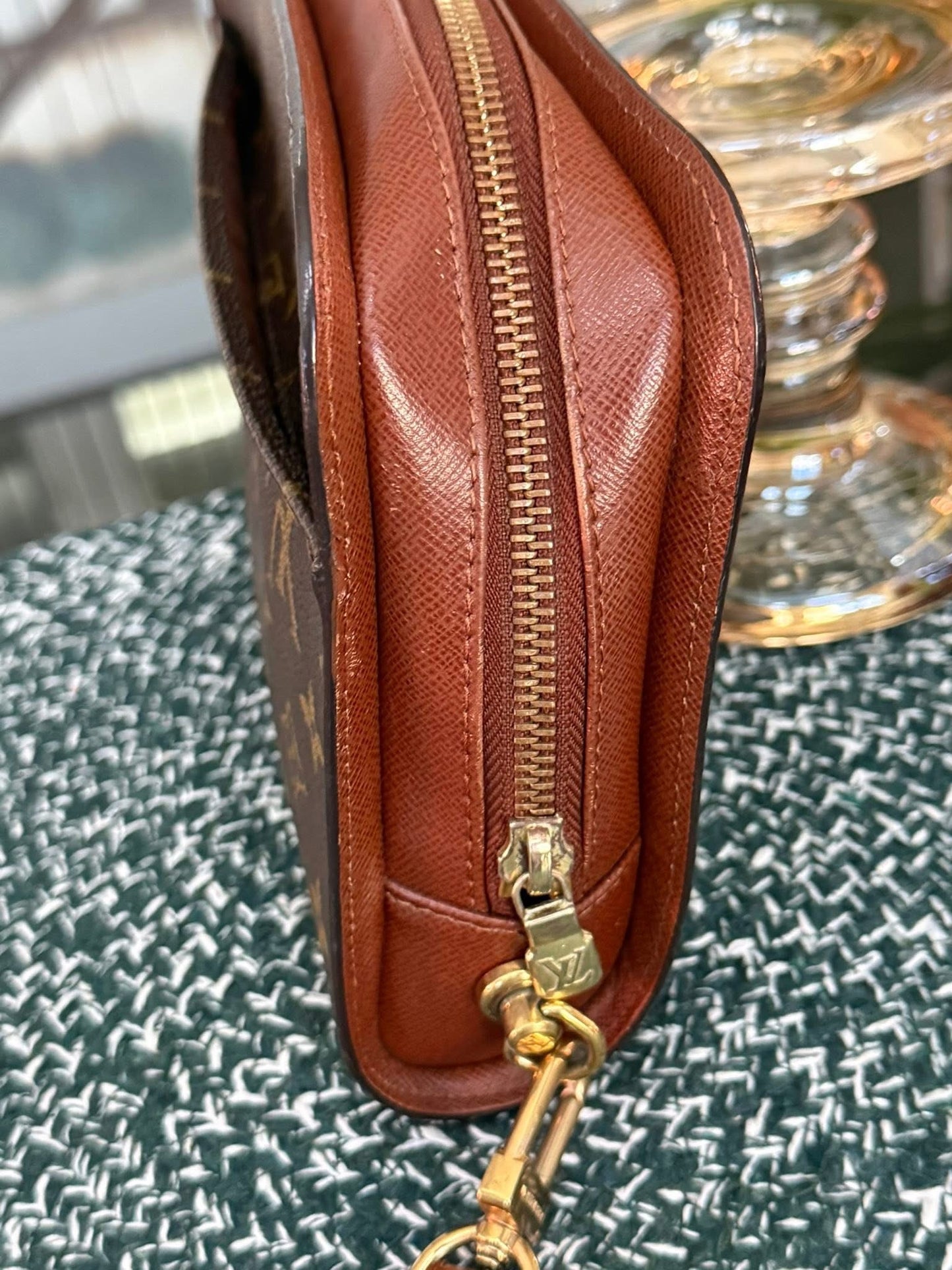 Orsay Clutch 🗓️ Year: 2002